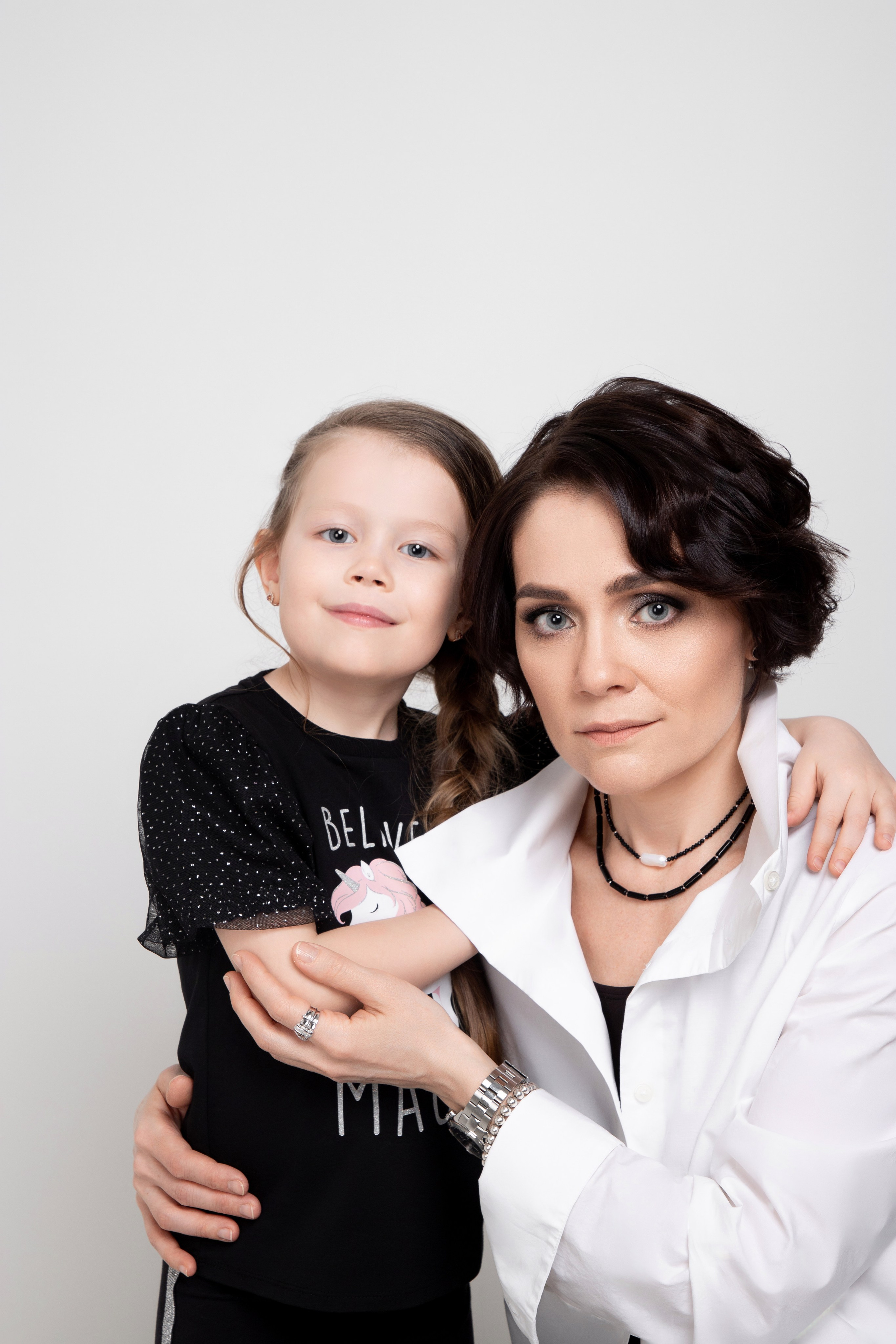 Алексей, Елена, Кристина и Арина. Фотограф Денис Лесковский (Тюмень)