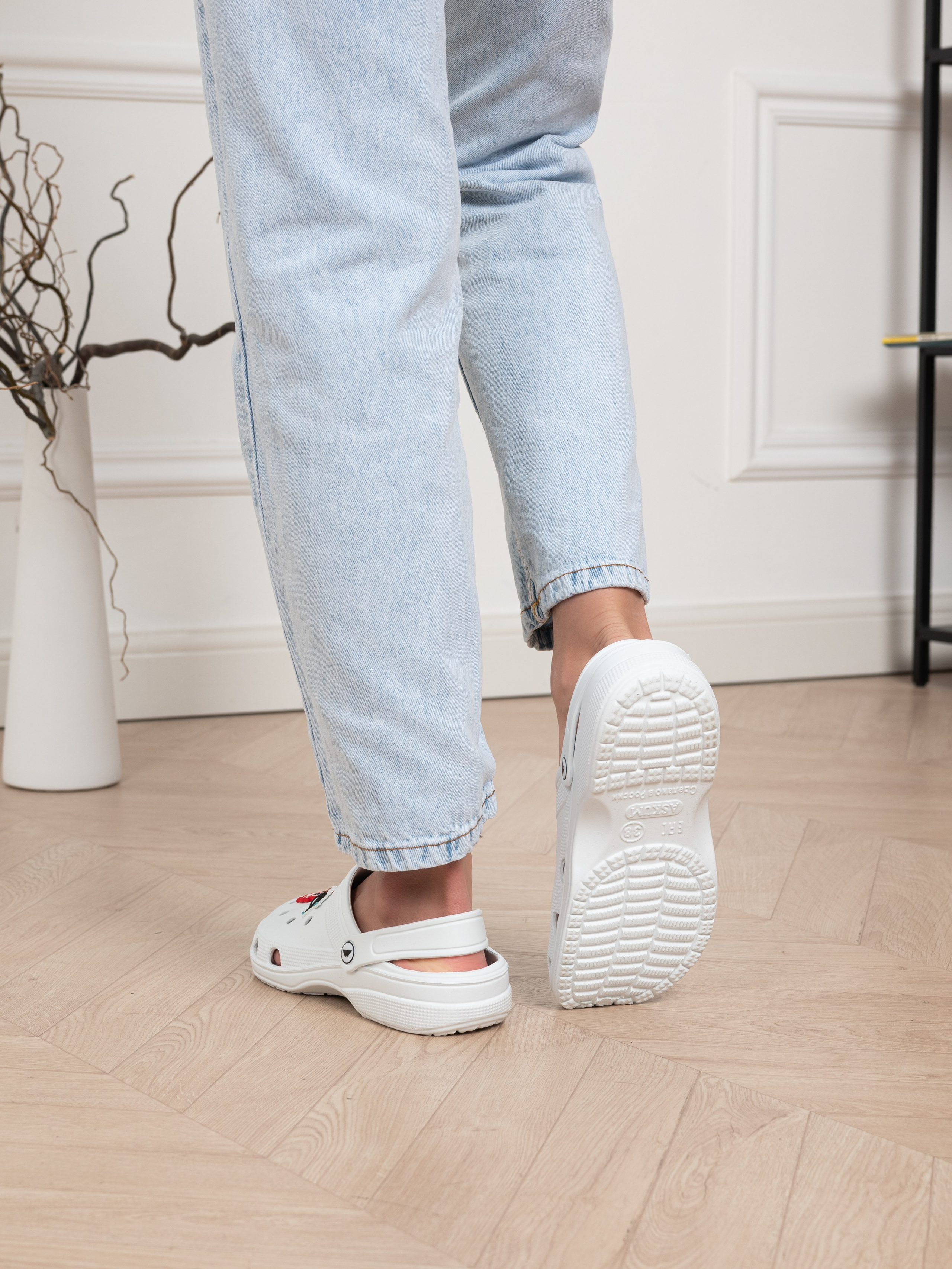 Сабо 2. Предметный фотограф, фото для маркетплейсов Пятигорск, КМВ