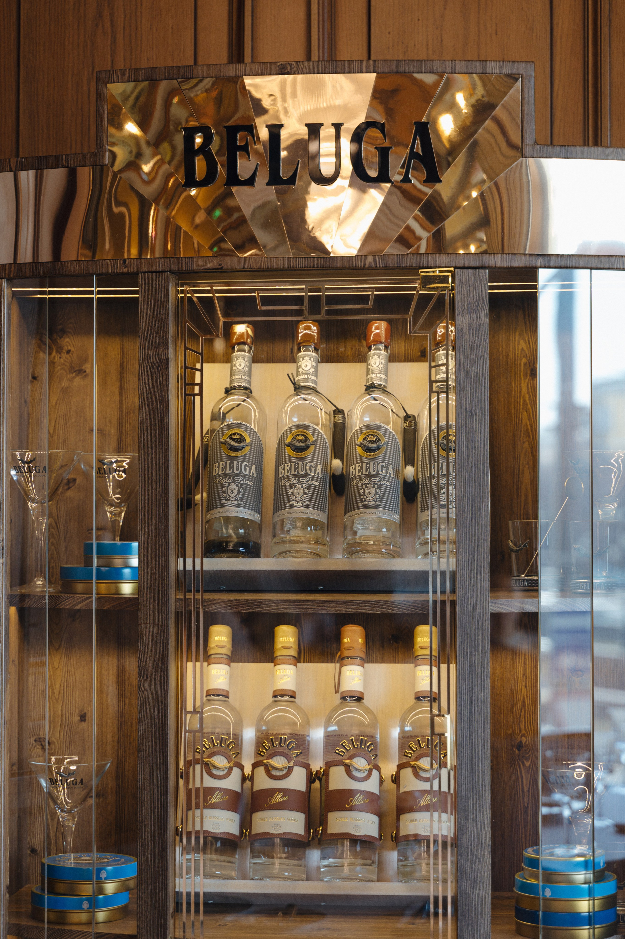 Дмитрий и Луиза. Гостиница Националь и ресторан Белуга. Свадебный фотограф Москва и Санкт-Петербург. Анастасия Чудина