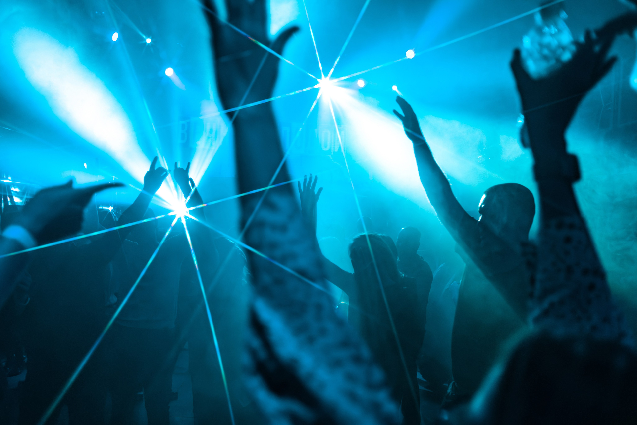 Вечно молодой. Репортажный фотограф Екатеринбург | Яркий, качественный репортаж | Концерты, клубы, репортаж, праздники, корпоративы