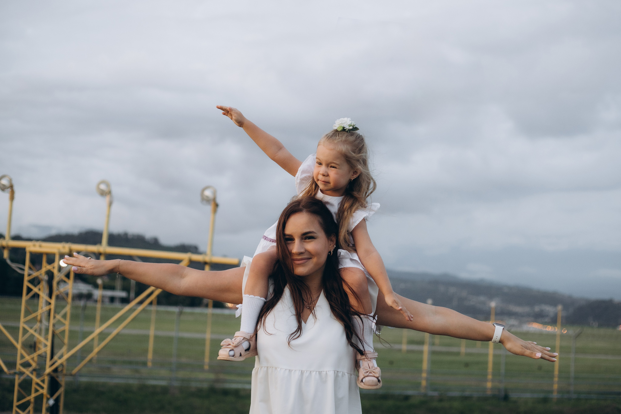 Самолетики. Семейный и свадебный фотограф Сочи Адлер Сириус Красная поляна