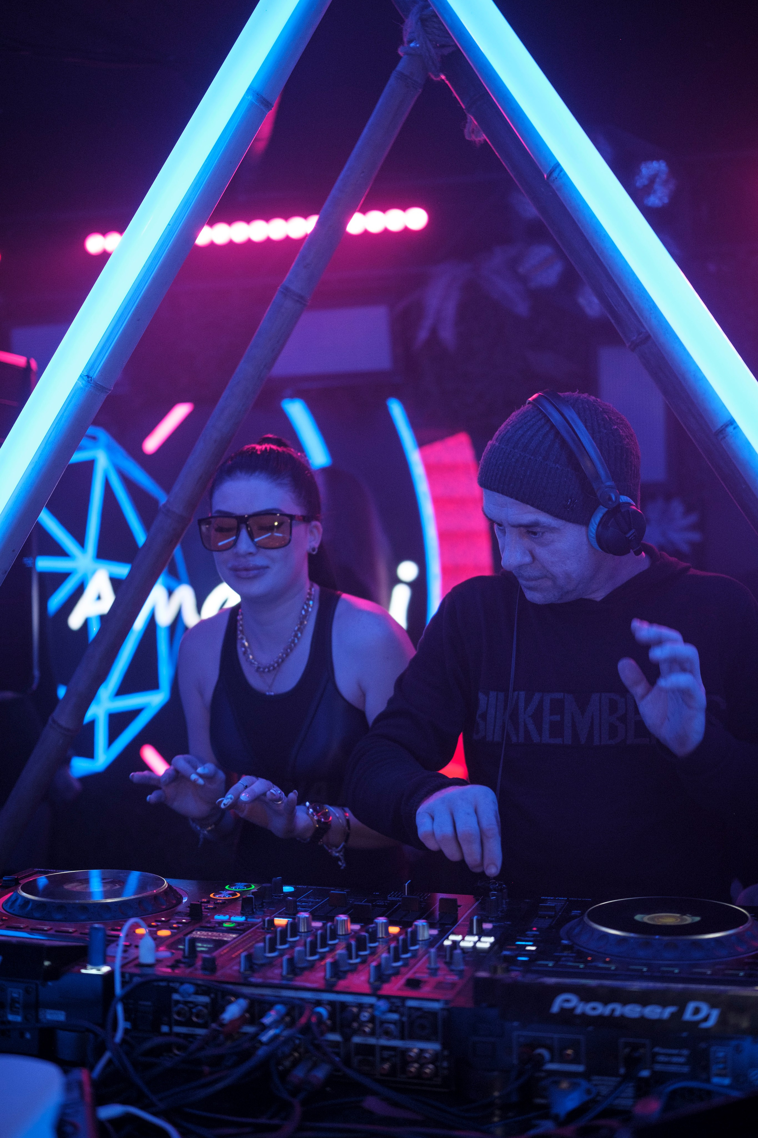 Embargo 3/02. Главная