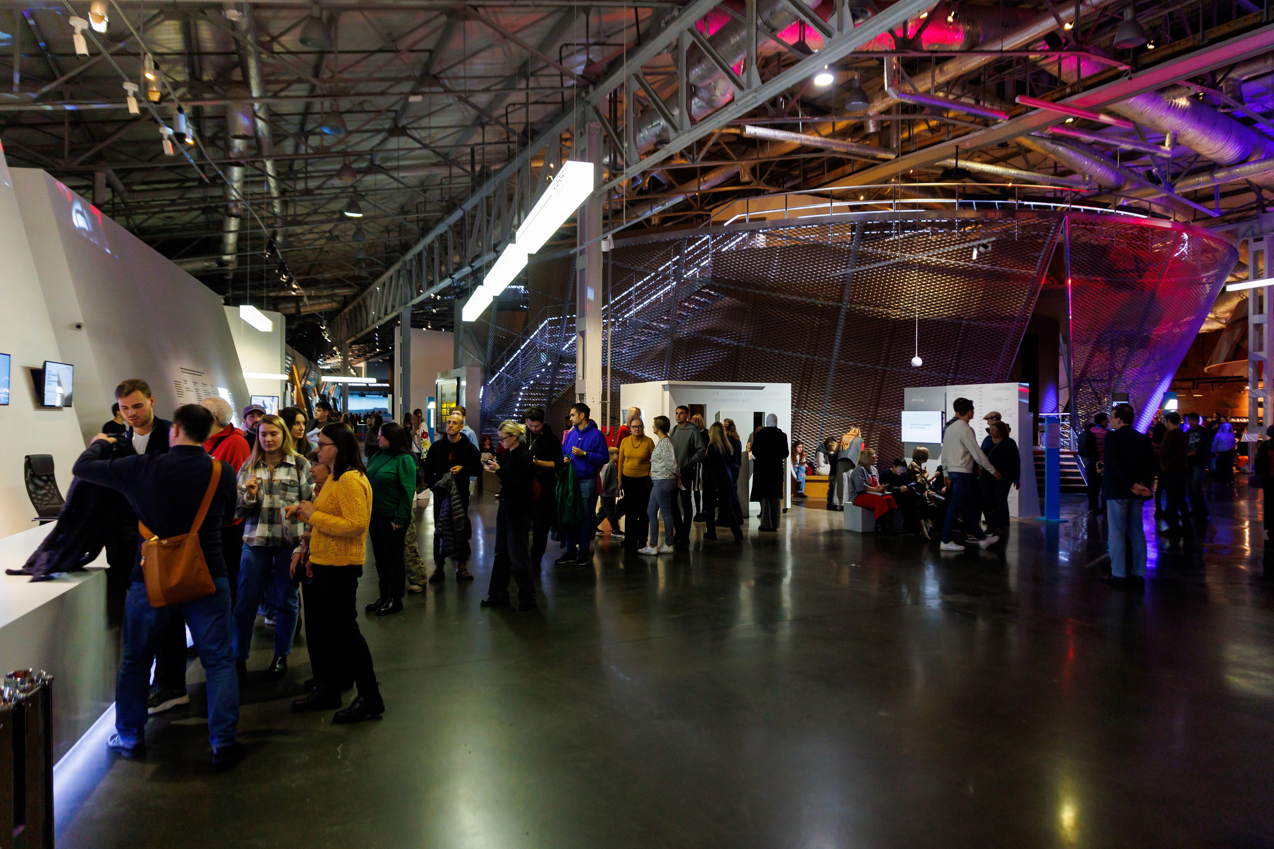 Мероприятия посвященные открытию выставки Иосиф Бродский — Место не хуже любого. Фотограф Иван Недорез