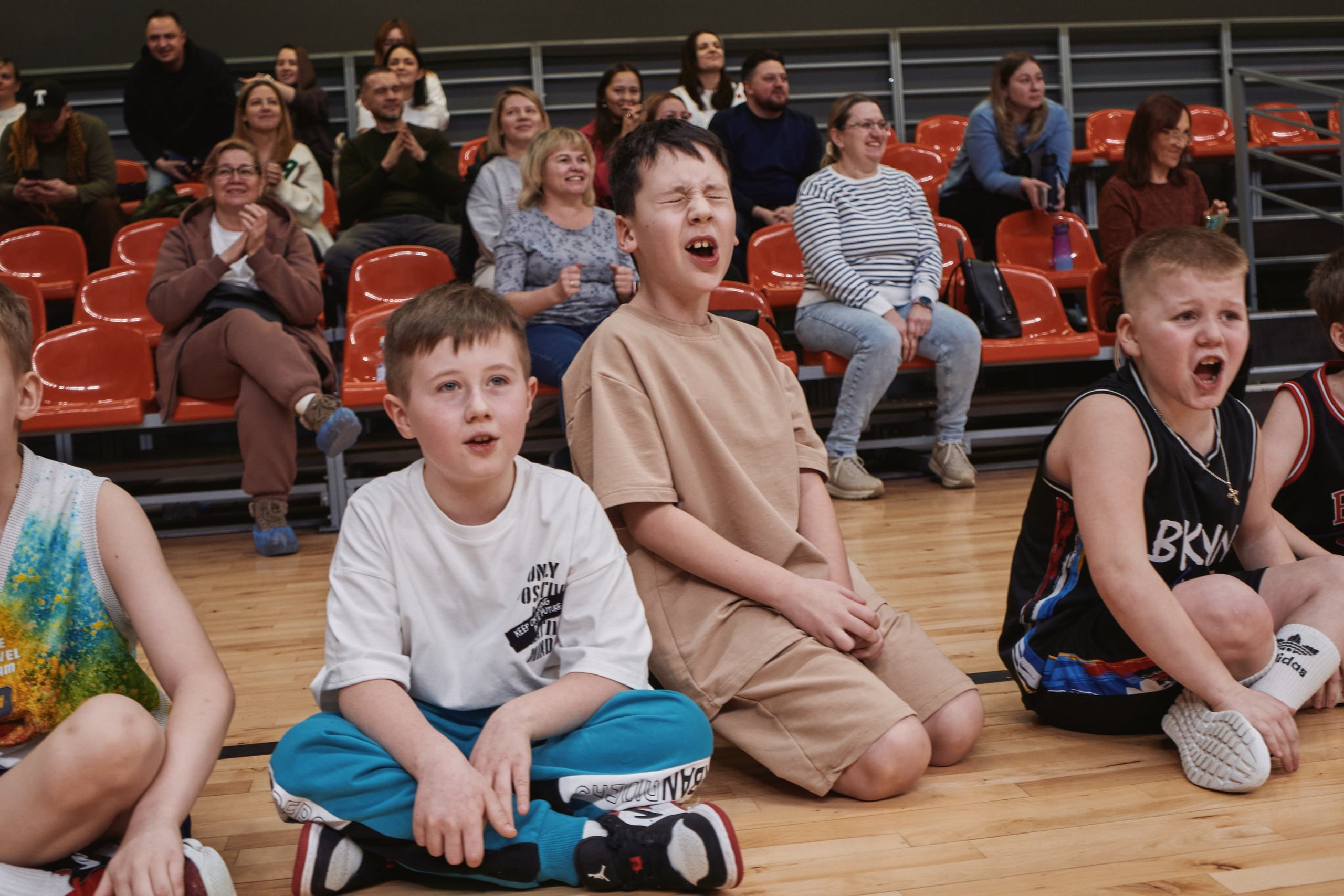 Новогодний баскетбол 2025. Детская лига. Евгений Бреча. Коммерческий и бэкстейдж фотограф в Москве