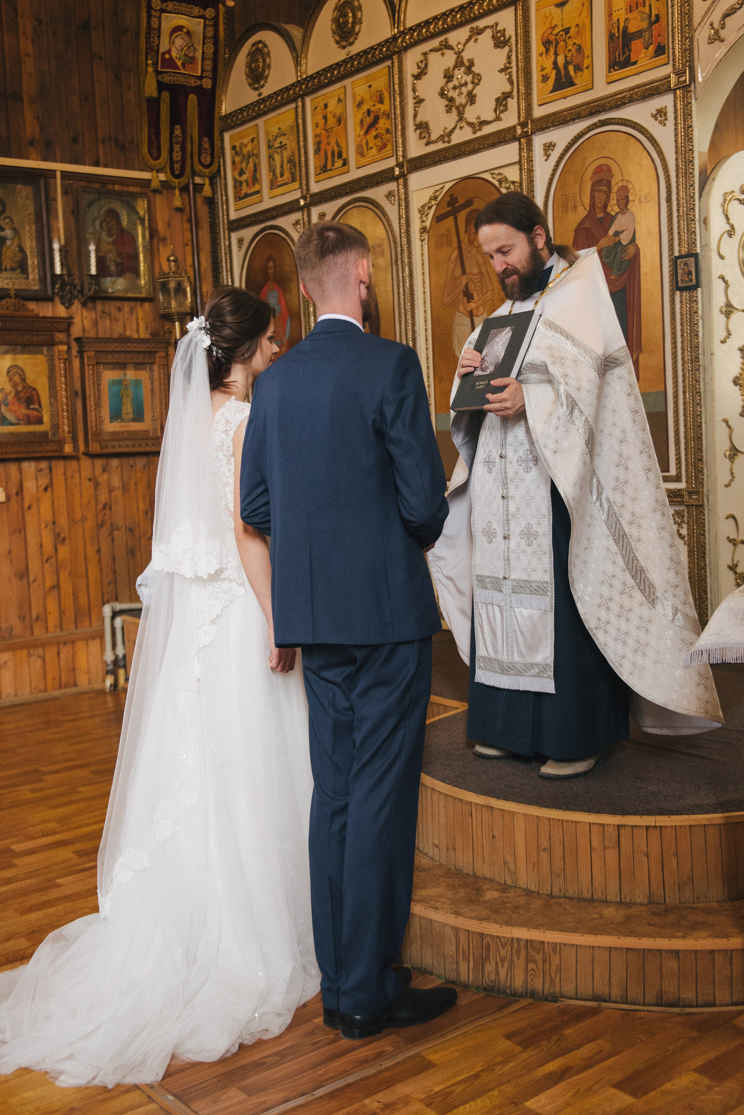 Венчание Никиты и Тони — Храм Иоанна Кронштадского. Свадебный и семейный фотограф Волгоград Москва