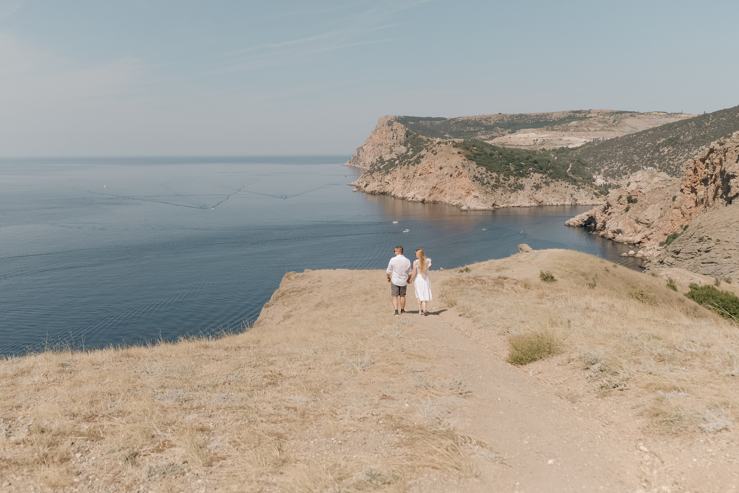 Индивидуальная фотосессия. Разные фото. Профессиональная фотосъемка в Крыму. Натуральные эмоции и живые кадры. Забронируйте дату прямо сейчас!