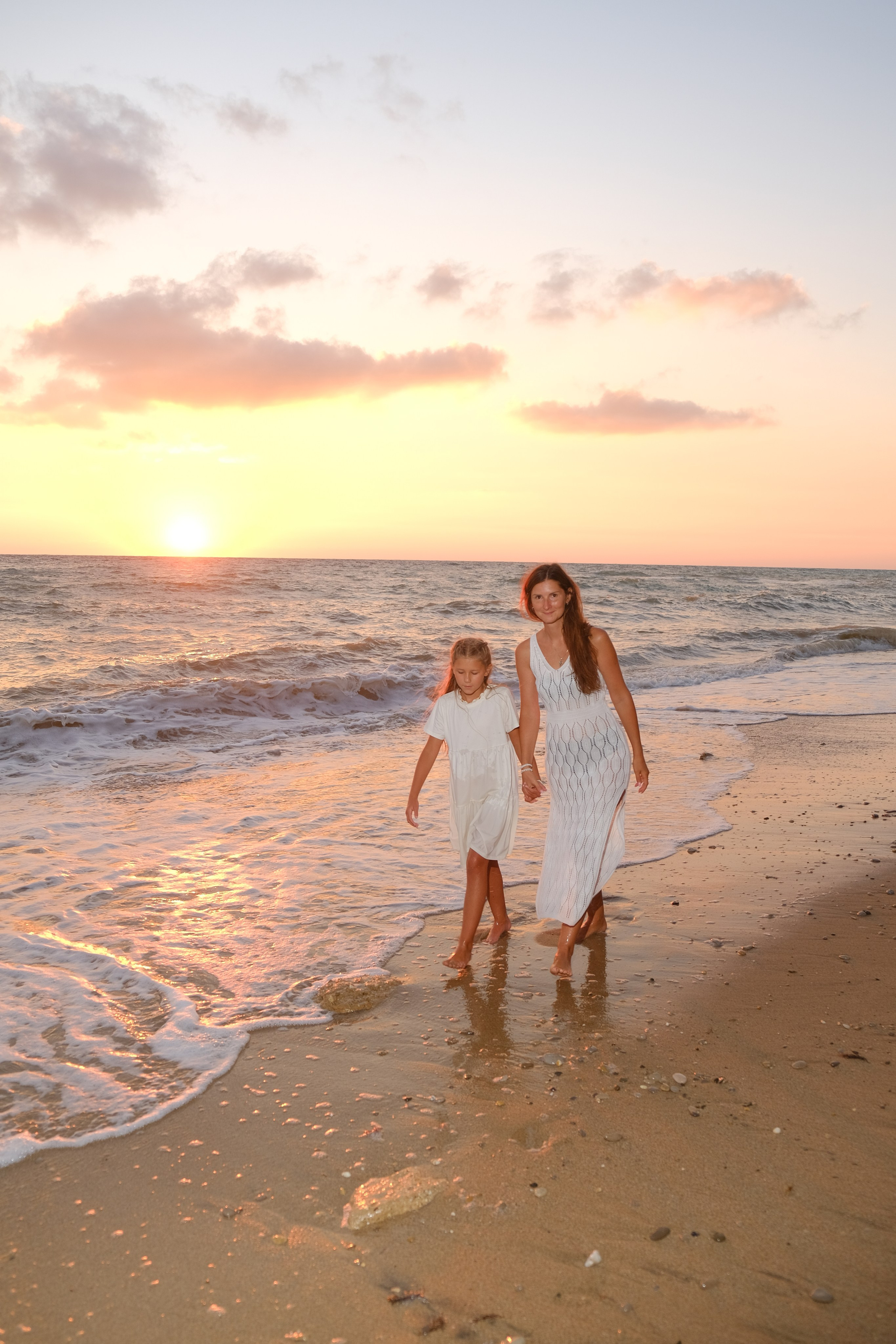 На Море. Профессиональная фотосъемка в Крыму. Натуральные эмоции и живые кадры. Забронируйте дату прямо сейчас!