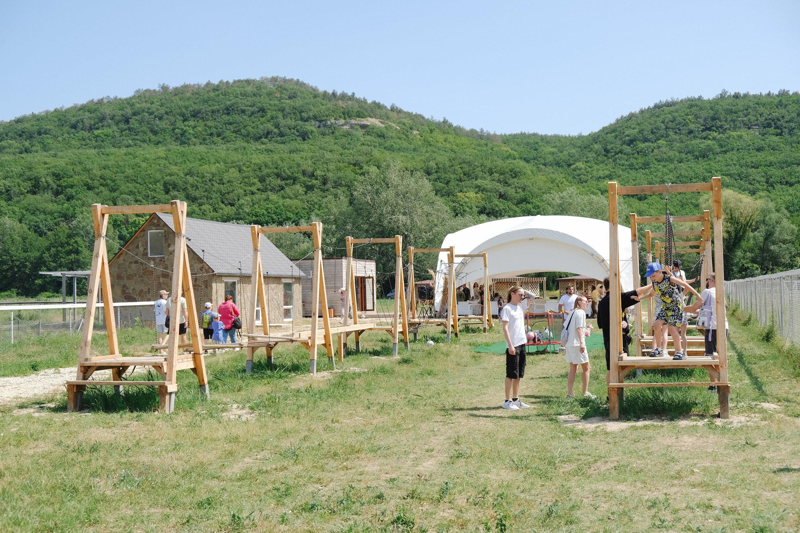 Репортаж на ферме. Профессиональная фотосъемка в Крыму. Натуральные эмоции и живые кадры. Забронируйте дату прямо сейчас!