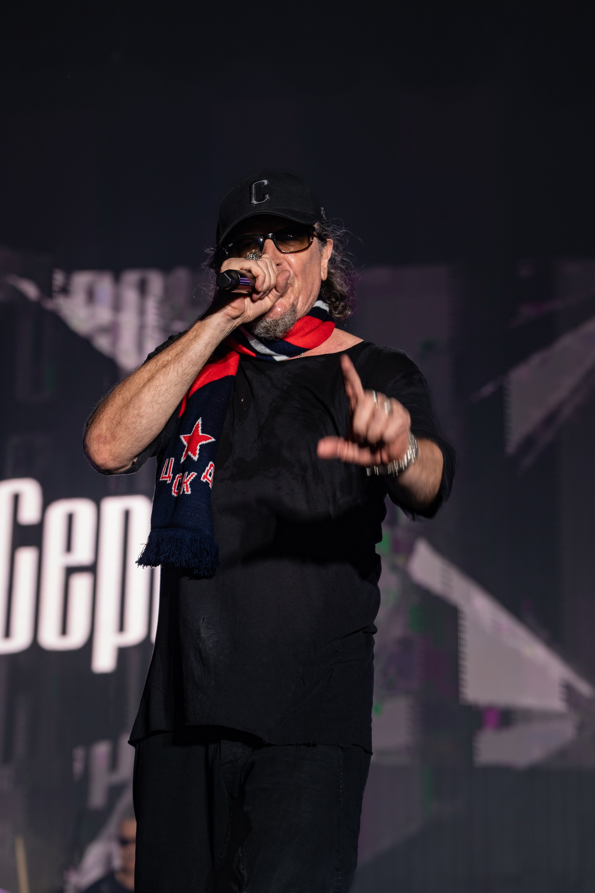 Группа Серьга и Сергей Галанин на ЦСКА ФЕСТ 2024. Сайт Алматинского НЮ АРТ, будуар и фэшн фотографа Дениса Карпенко