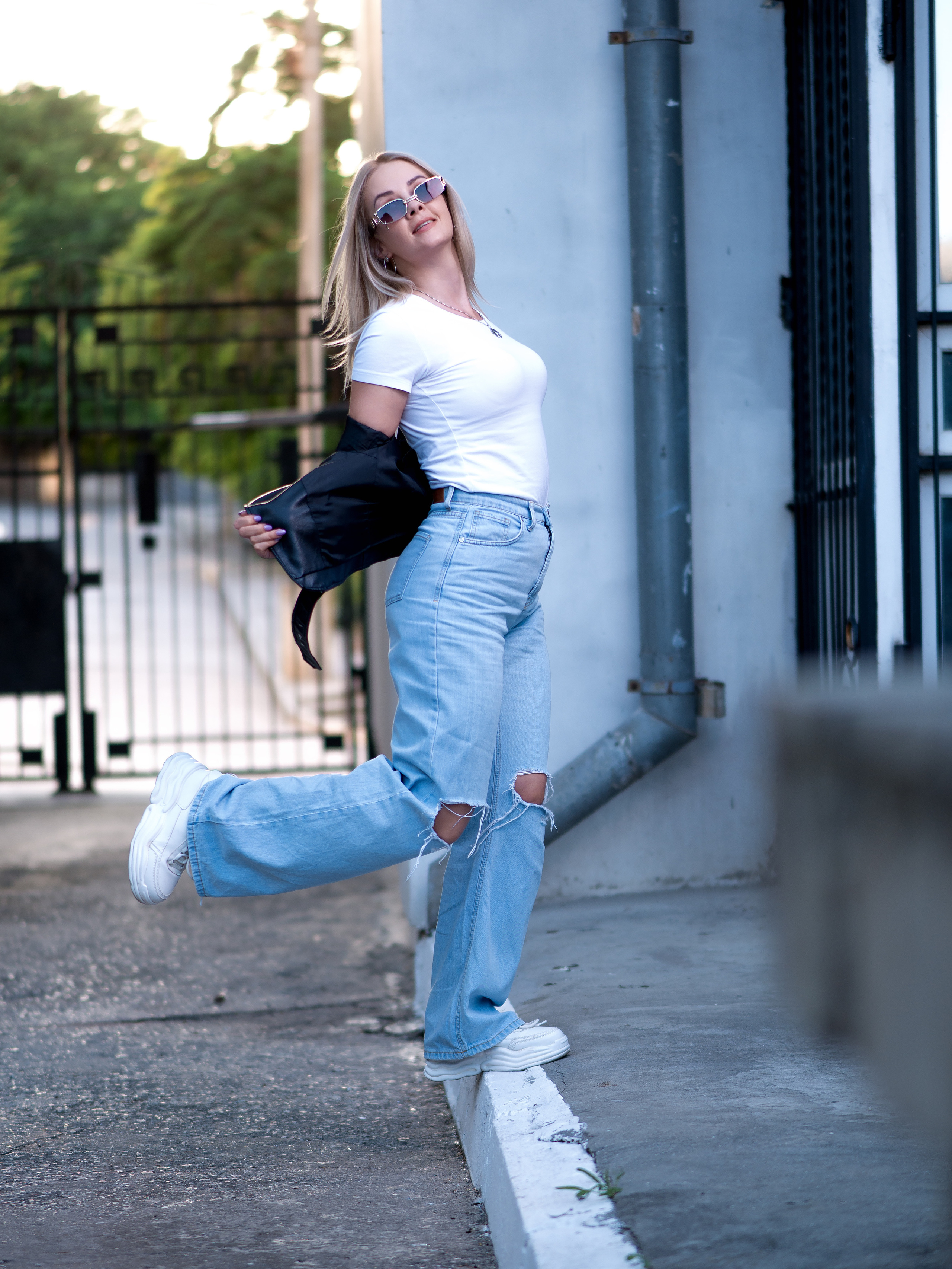 Nika — street photo. Сайт фотограф в Керчи Кислый Юрий