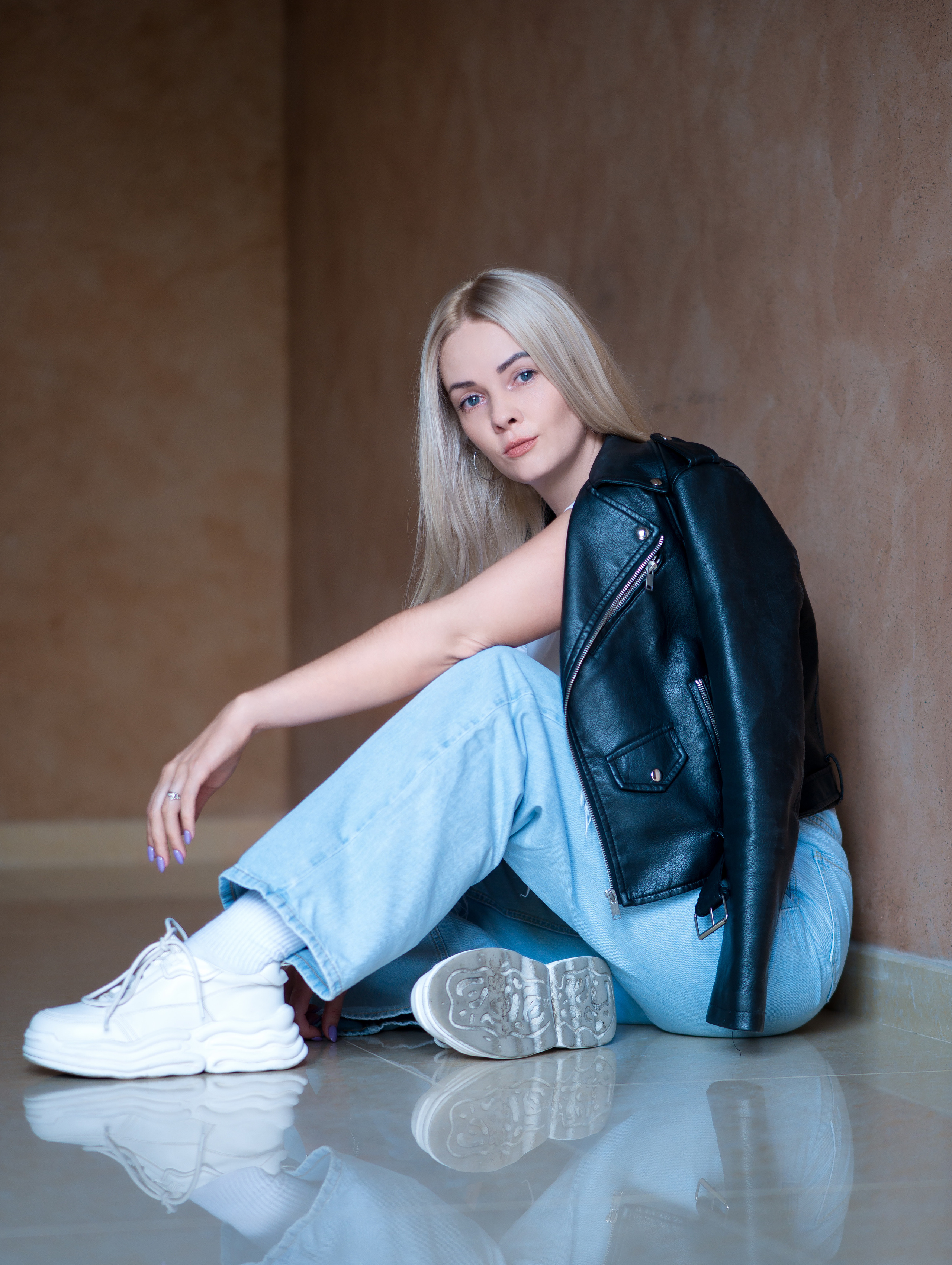 Nika — street photo. Сайт фотограф в Керчи Кислый Юрий