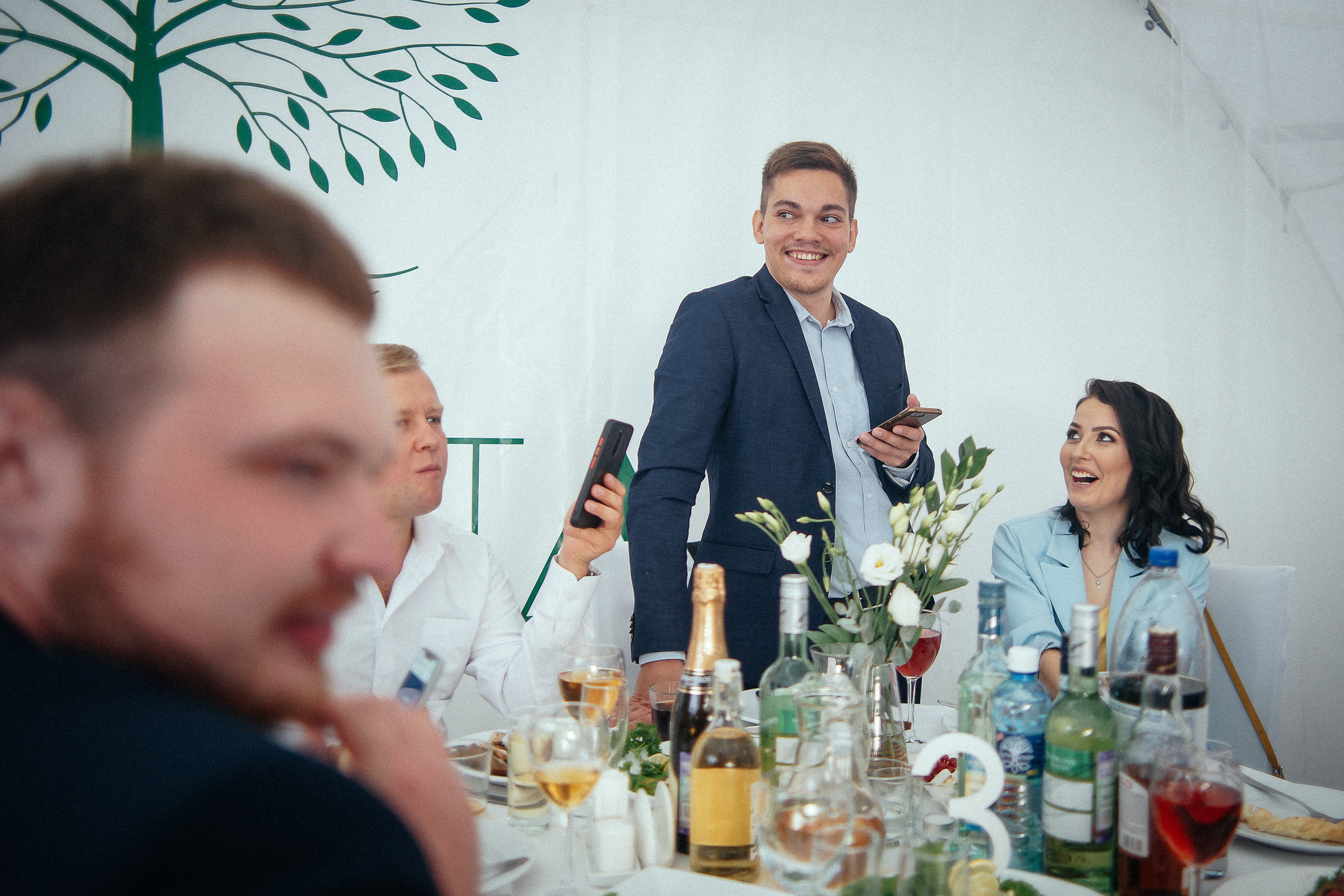 Свадьба в Бердске. Свадебный фотограф Бердск. Съемка прогулки, выездной регистрации и банкета в Crona Spa Hotel.