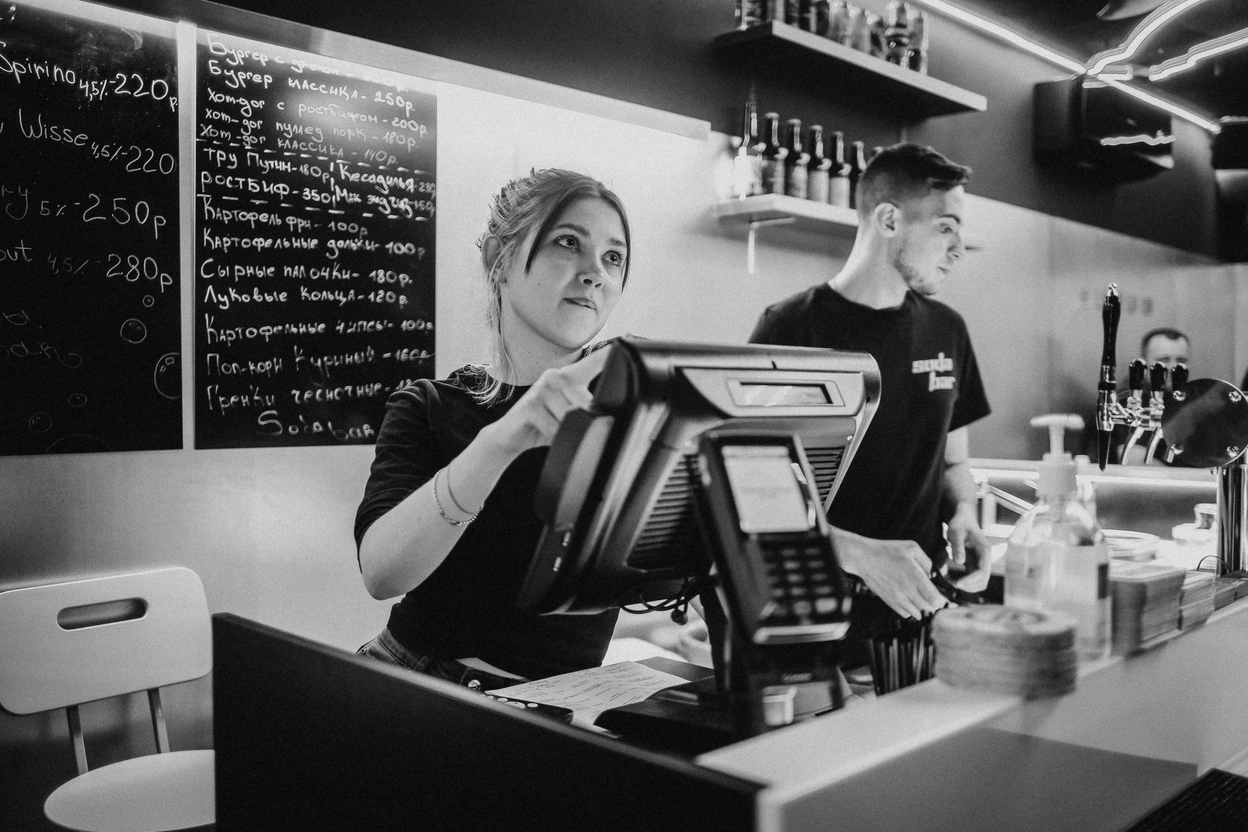 Открытие бара. Репортажный фотограф в Новосибирске. Алексей Гриценко