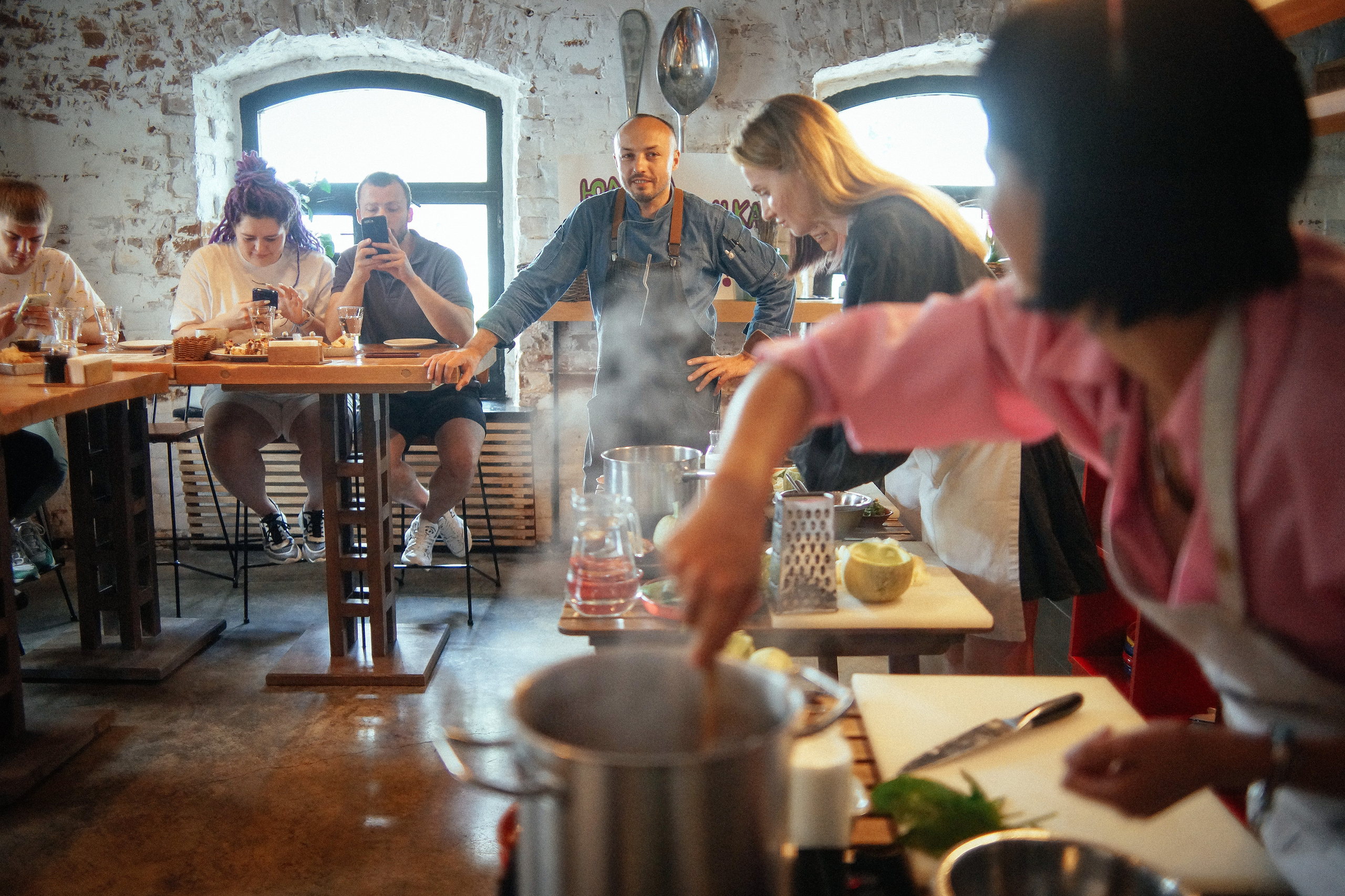 Репортажная съёмка Новосибирск. Кулинарная битва блогеров.