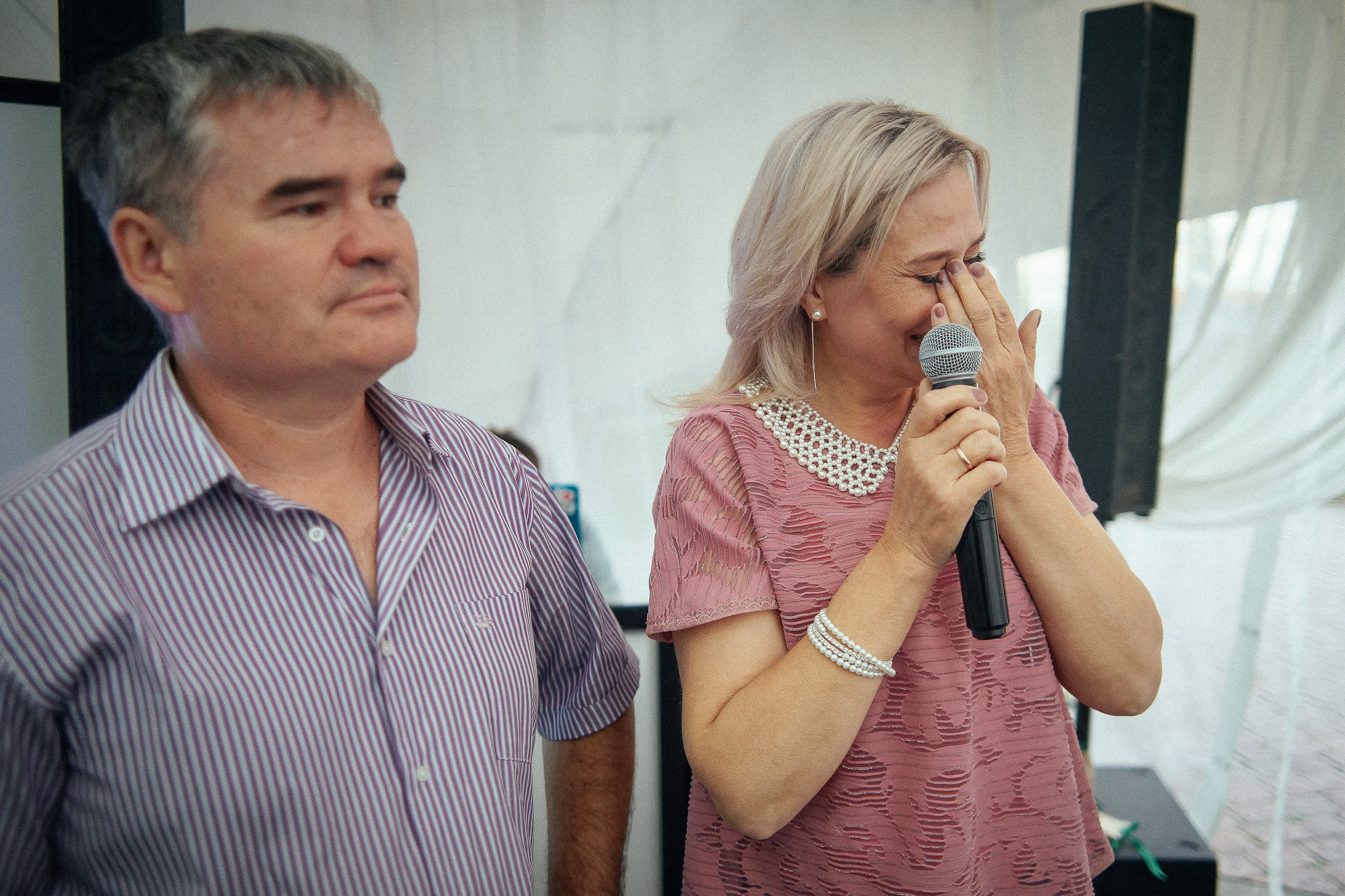 Свадьба в Бердске. Свадебный фотограф Бердск. Съемка прогулки, выездной регистрации и банкета в Crona Spa Hotel.