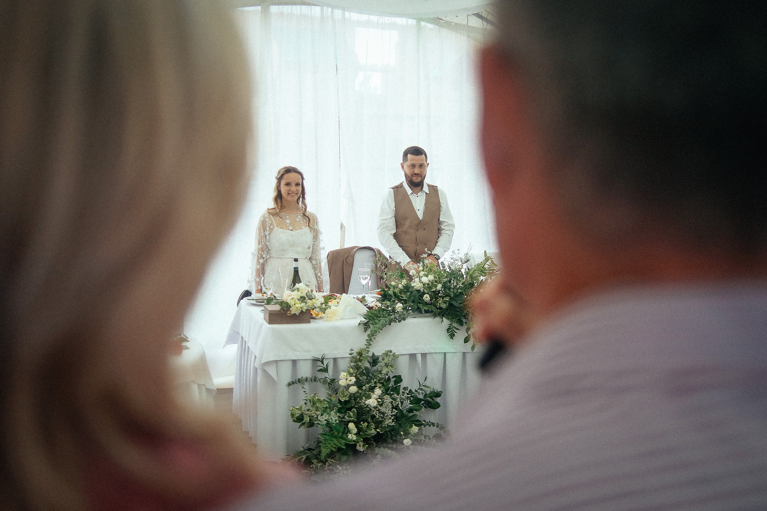 Свадьба в Бердске. Свадебный фотограф Бердск. Съемка прогулки, выездной регистрации и банкета в Crona Spa Hotel.