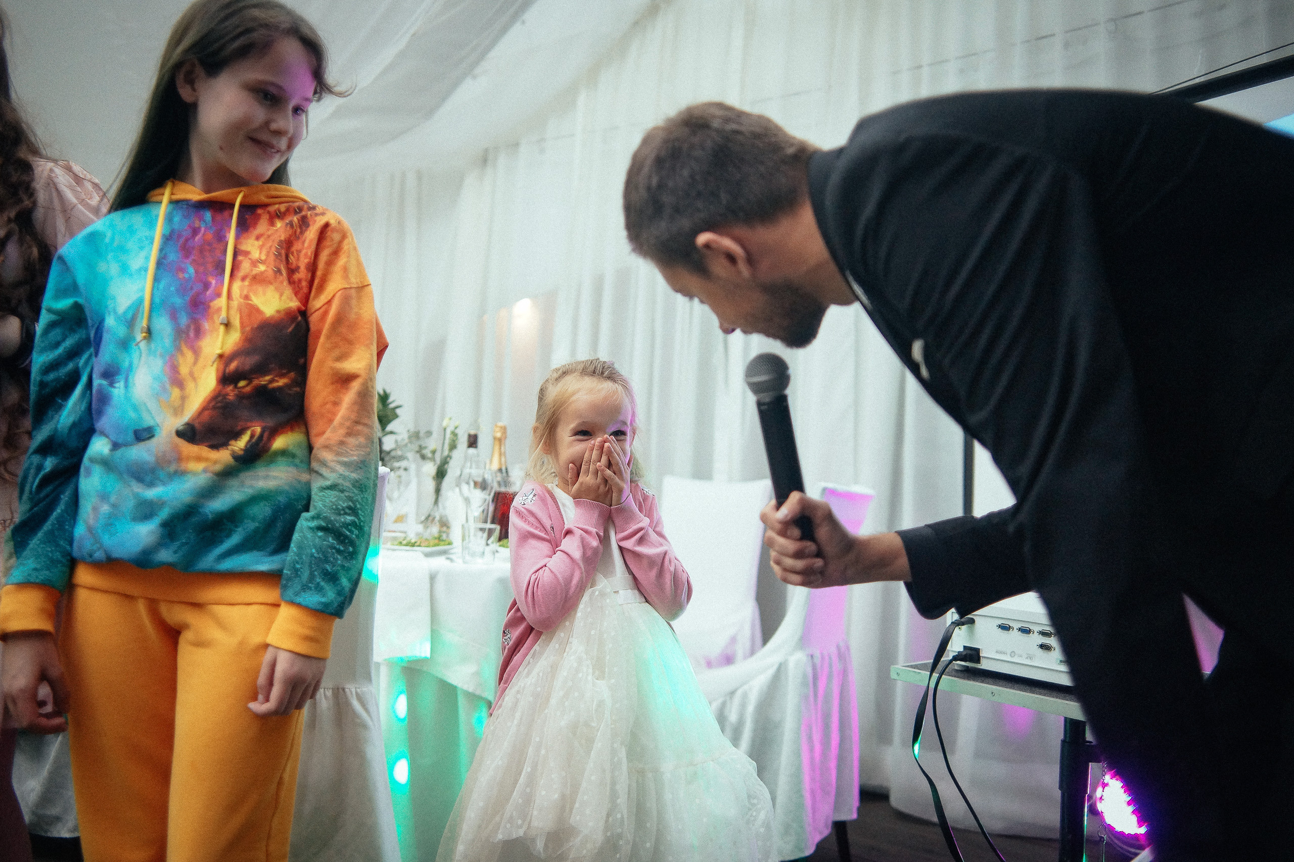 Свадьба в Бердске. Свадебный фотограф Бердск. Съемка прогулки, выездной регистрации и банкета в Crona Spa Hotel.