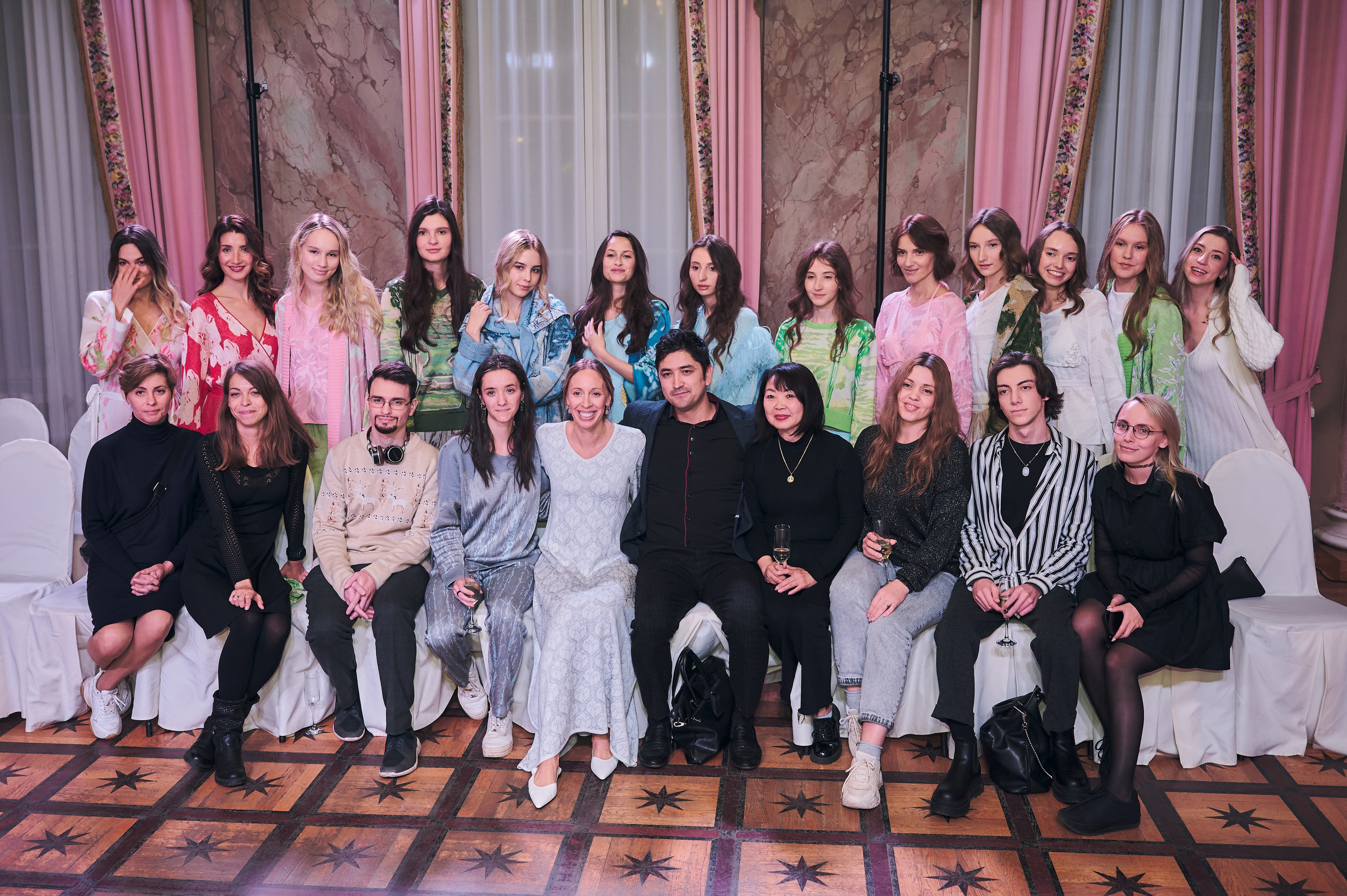 21.09.22 Люблино — Показ коллекции платьев. Никита Хохловский фото и видео продакшн