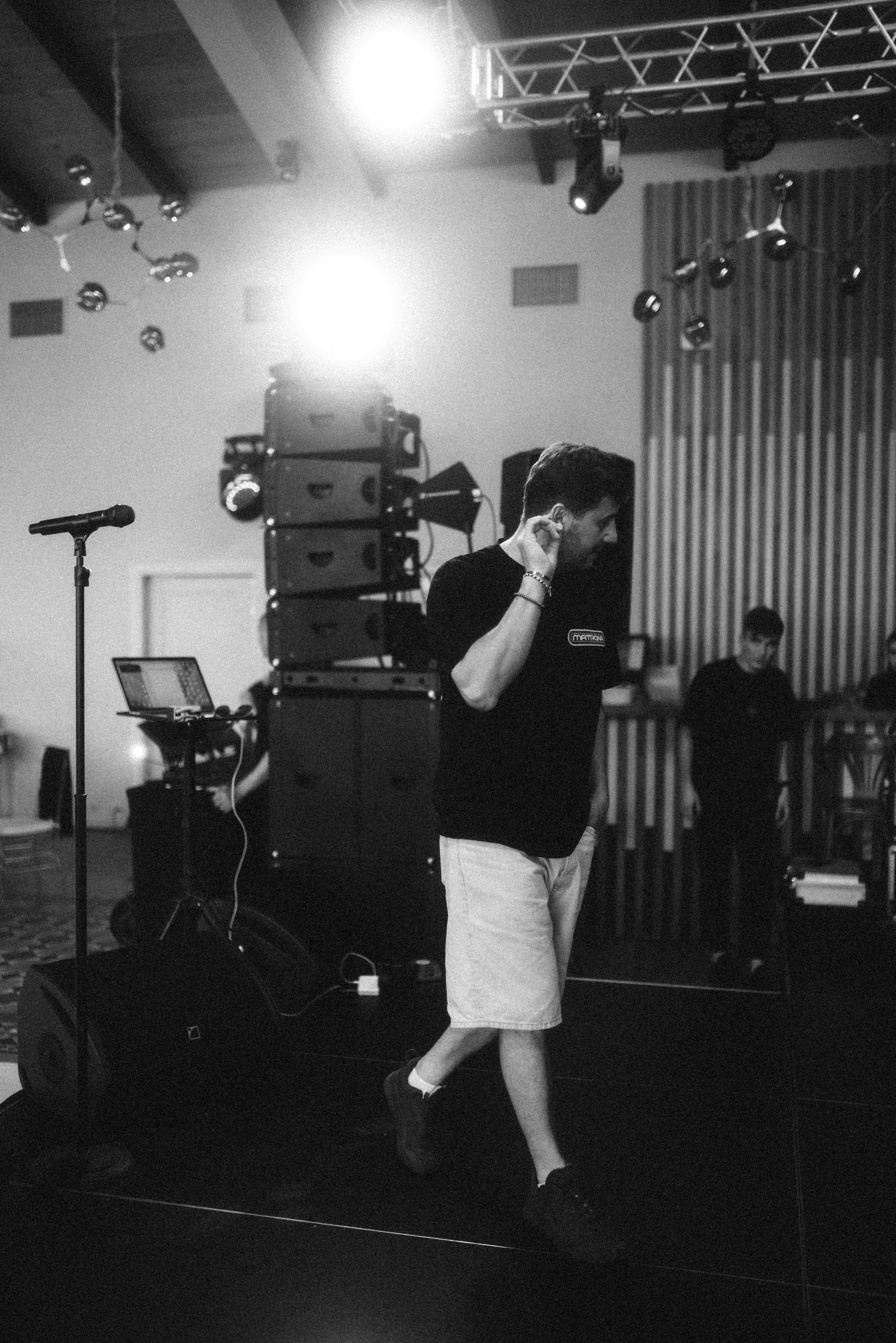 Кавер группа «Friends» soundcheck| ресторан «ШатоПино». Фотограф Санкт-Петербург, Новороссийск