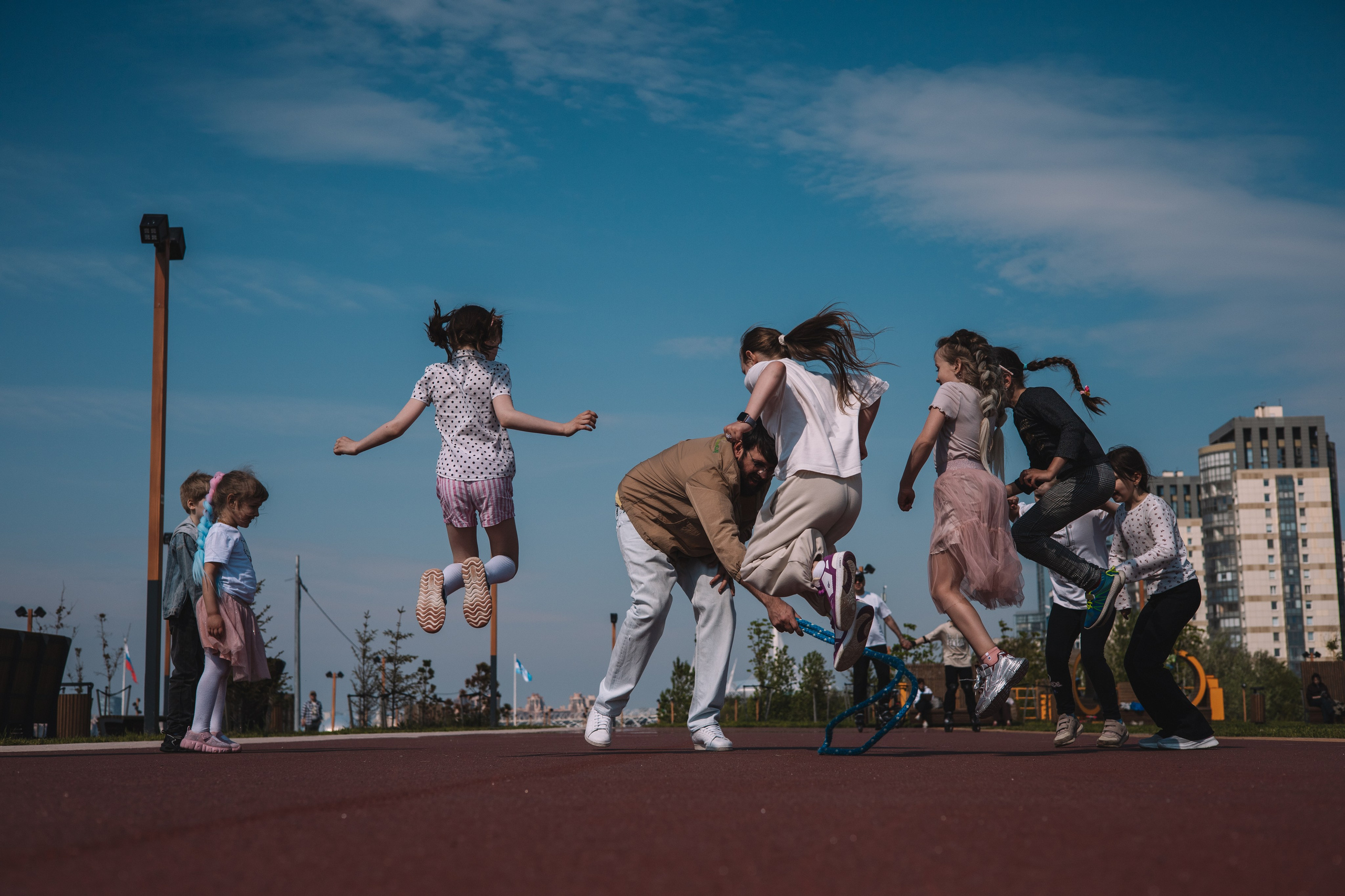 День Рождения в парке. Семейный фотограф в Санкт-Петербурге. Запечатление мгновений и ярких воспоминаний в Вашей жизни