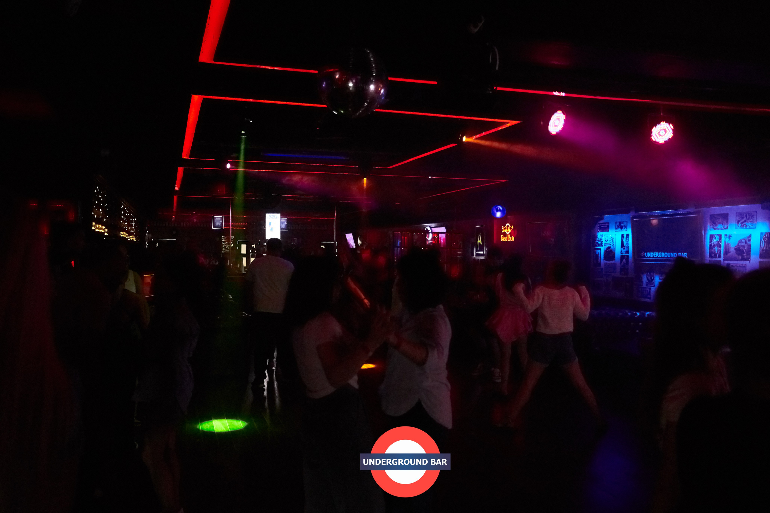 Underground Bar. Репортажный Фотограф