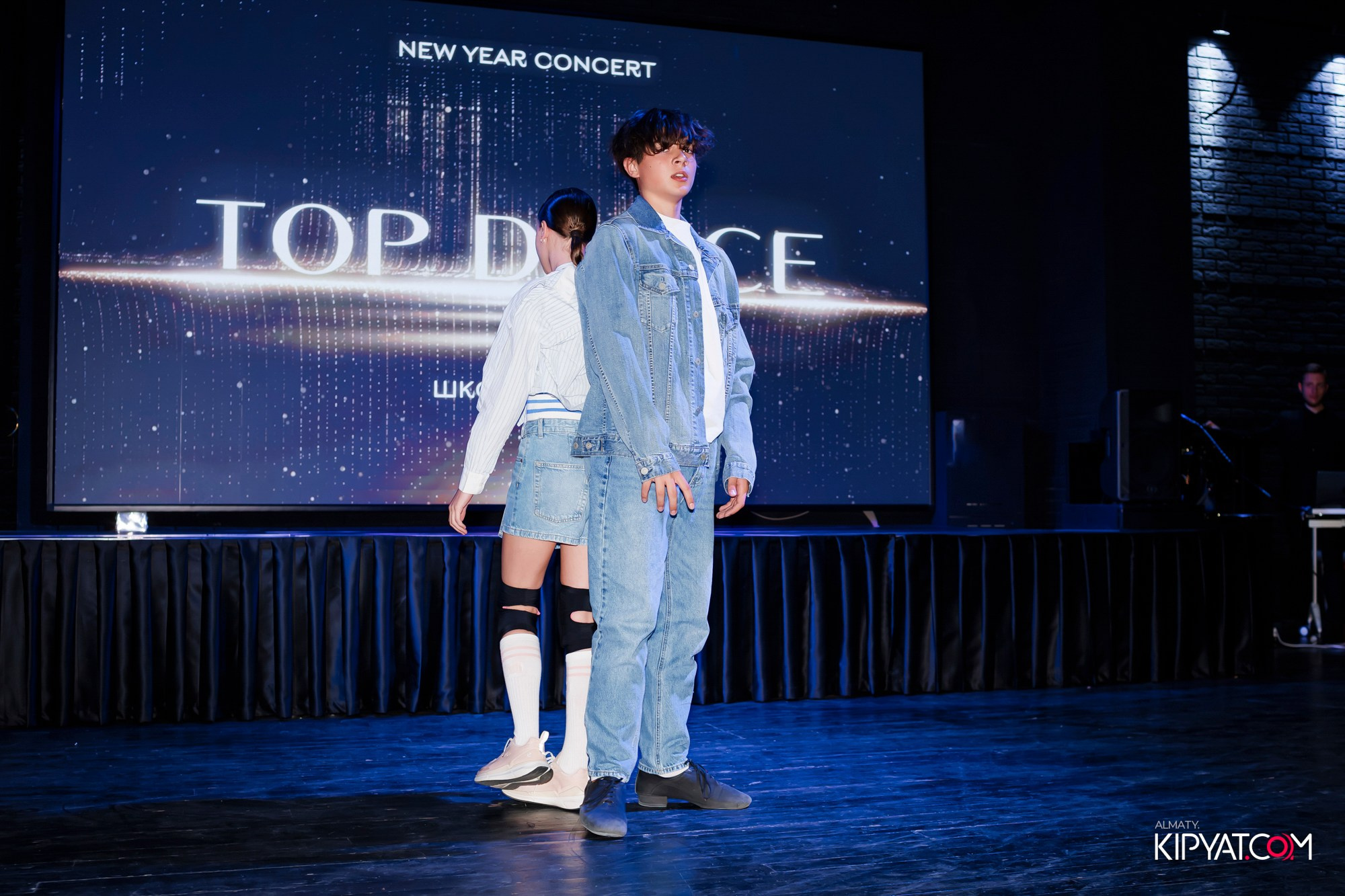 НОВОГОДНИЙ КОНЦЕРТ ШКОЛЫ ТАНЦА TOP DANCE. КИПЯТКОМ АЛМАТЫ! Фотосъемка мероприятий в Алматы