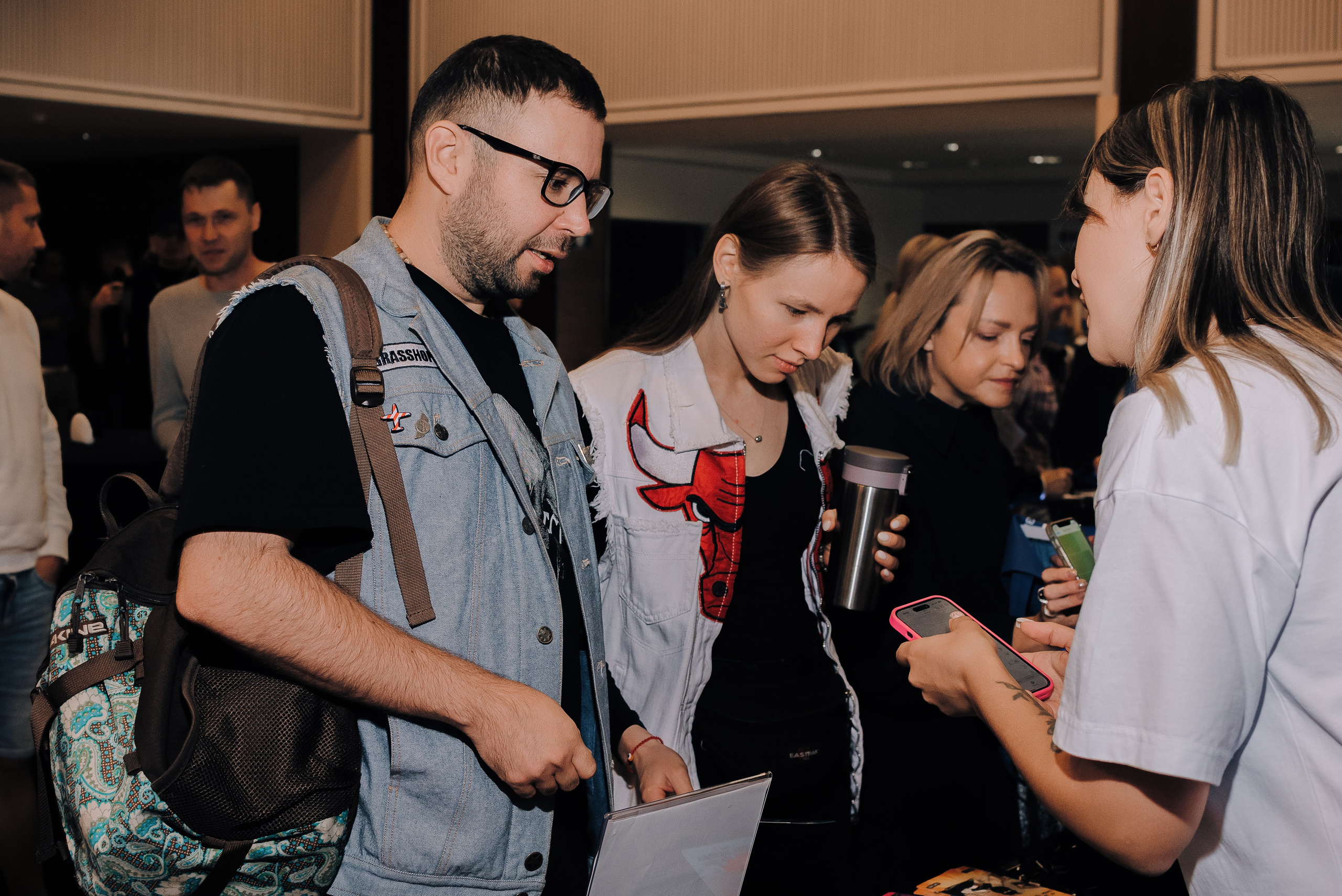 КОНФЕРЕНЦИЯ AMO CRM SIPUNI. Репортажный фотограф Зуев Роман г. Челябинск