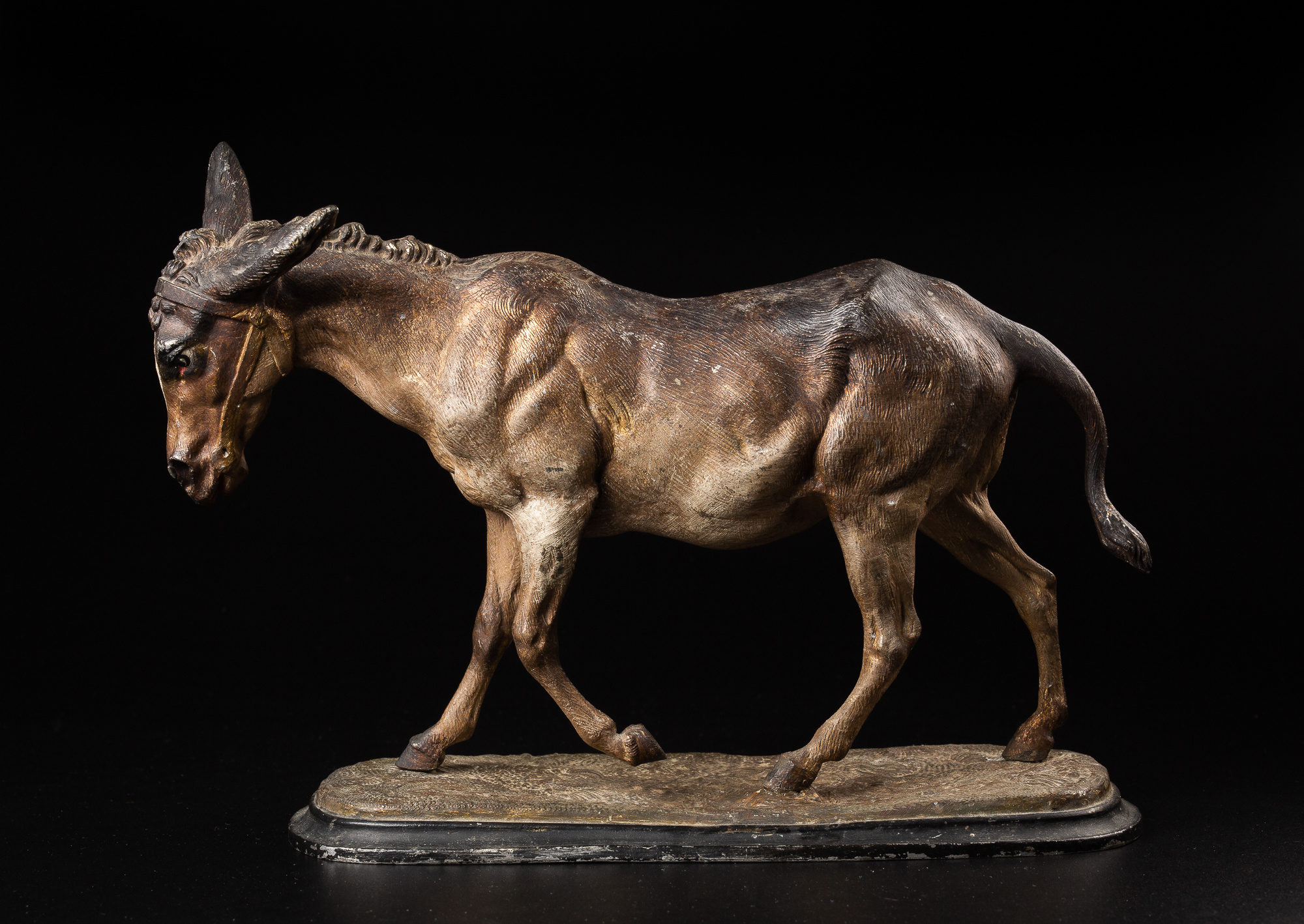 Renatphoto-Предметная фотосъёмка музейных экспонатов на макро объектив. Профессиональная фотосъёмка интерьеров, предметная фотосессия еды для меню г. Анапа