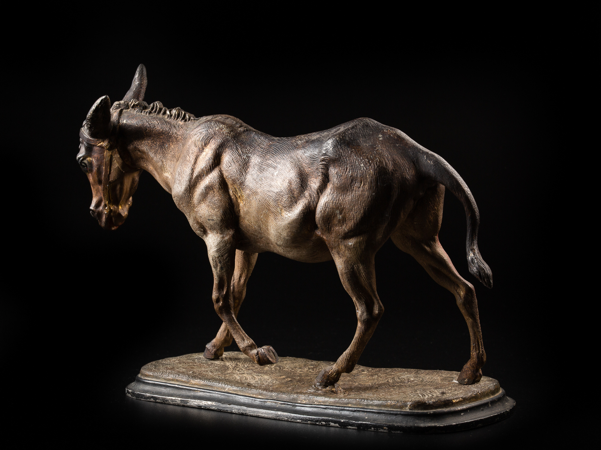 Renatphoto-Предметная фотосъёмка музейных экспонатов на макро объектив. Профессиональная фотосъёмка интерьеров, предметная фотосессия еды для меню г. Анапа