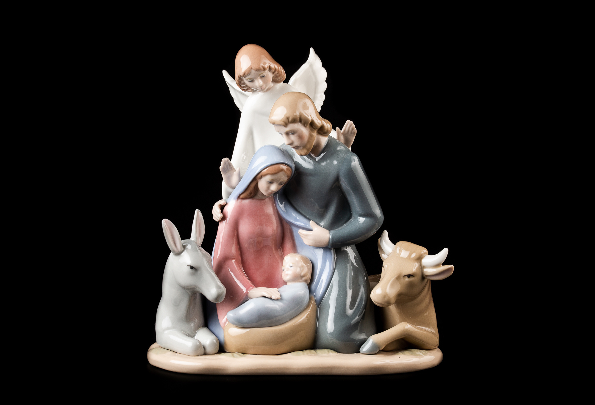 Renatphoto-Предметная фотосъёмка музейных экспонатов на макро объектив. Профессиональная фотосъёмка интерьеров, предметная фотосессия еды для меню г. Анапа