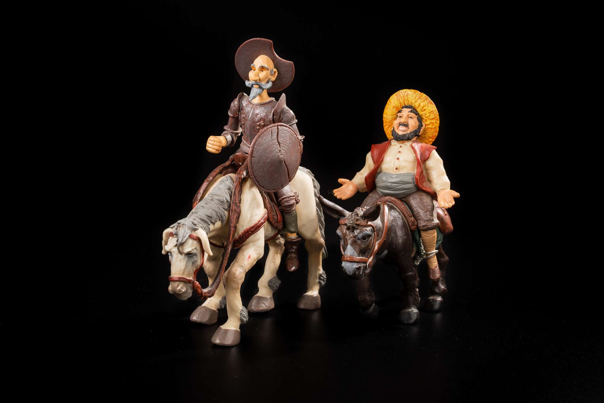 Renatphoto-Предметная фотосъёмка музейных экспонатов на макро объектив. Профессиональная фотосъёмка интерьеров, предметная фотосессия еды для меню г. Анапа