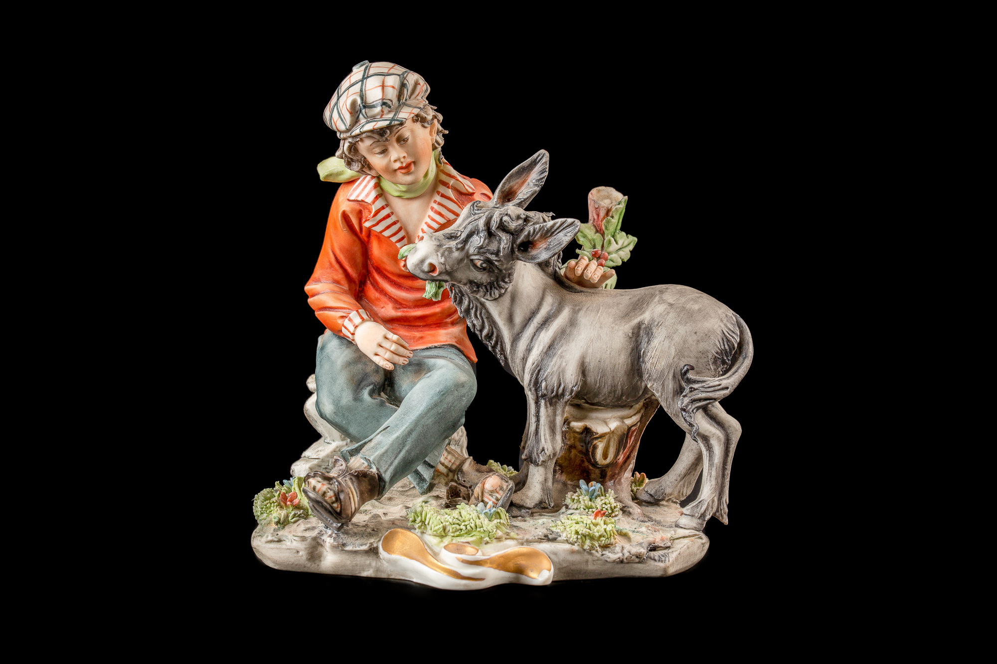 Renatphoto-Предметная фотосъёмка музейных экспонатов на макро объектив. Профессиональная фотосъёмка интерьеров, предметная фотосессия еды для меню г. Анапа