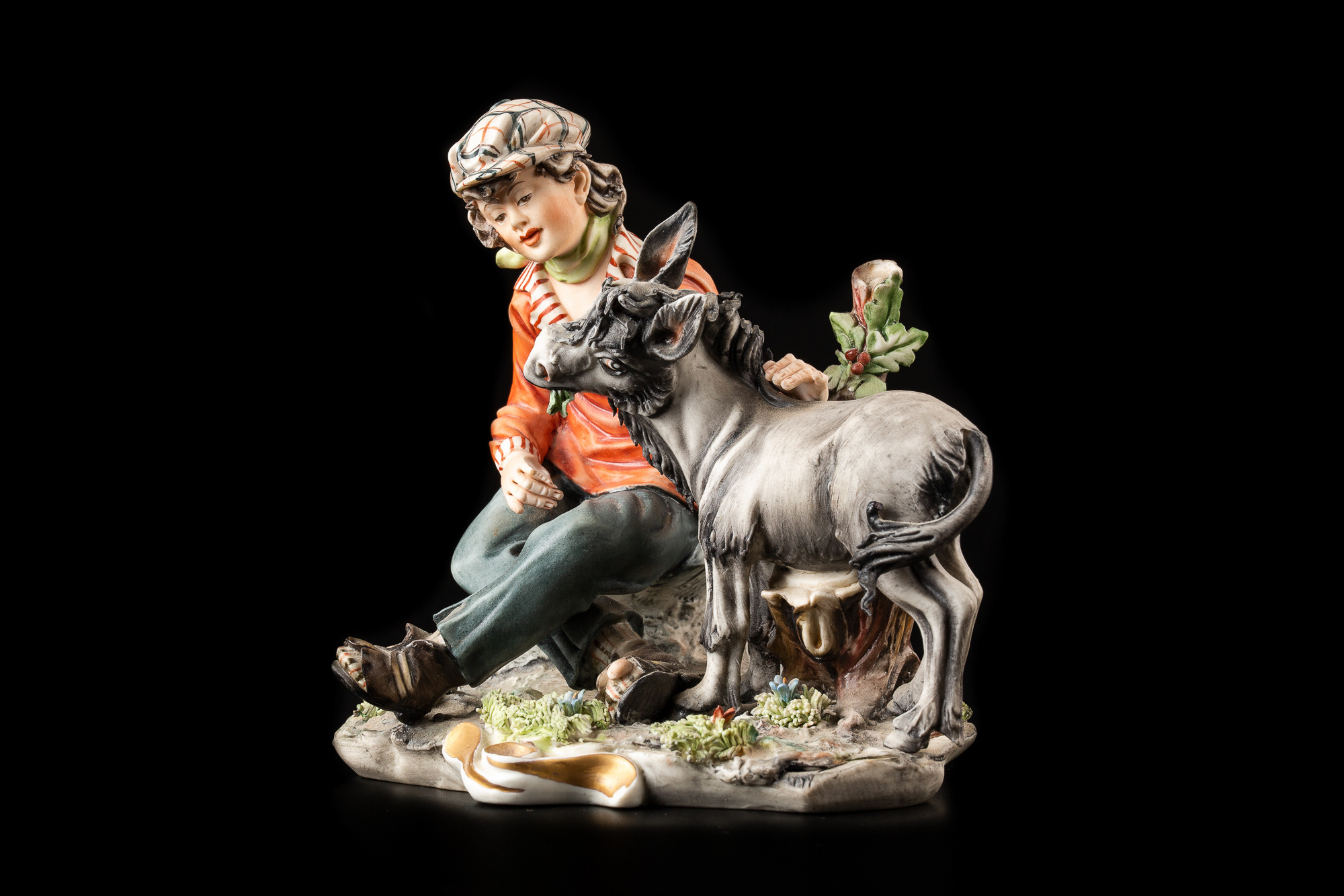 Renatphoto-Предметная фотосъёмка музейных экспонатов на макро объектив. Профессиональная фотосъёмка интерьеров, предметная фотосессия еды для меню г. Анапа