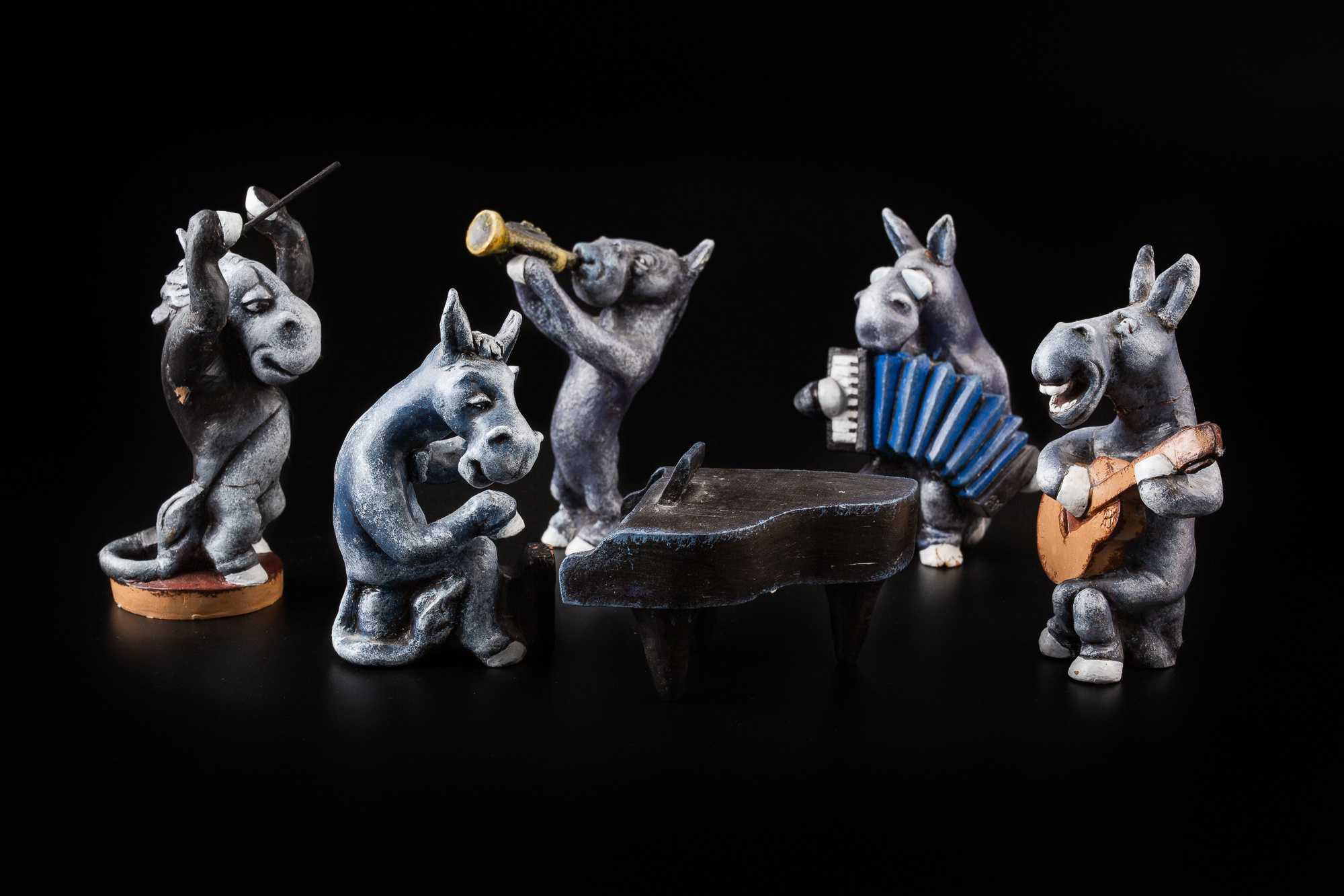 Renatphoto-Предметная фотосъёмка музейных экспонатов на макро объектив. Профессиональная фотосъёмка интерьеров, предметная фотосессия еды для меню г. Анапа