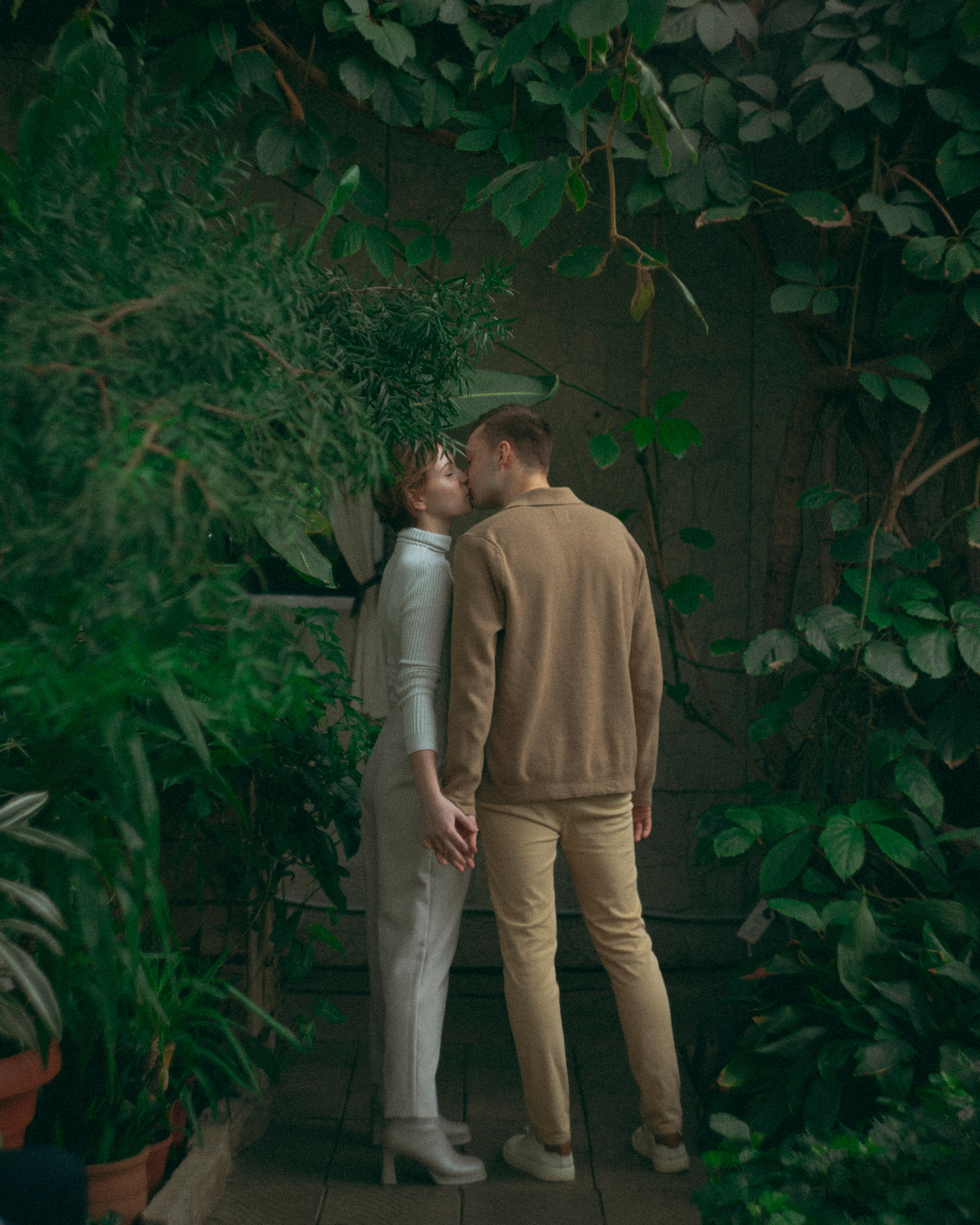 Lovestory in greenhouse on Chernyshevskaya. Katya Che | Photographer | Beograd