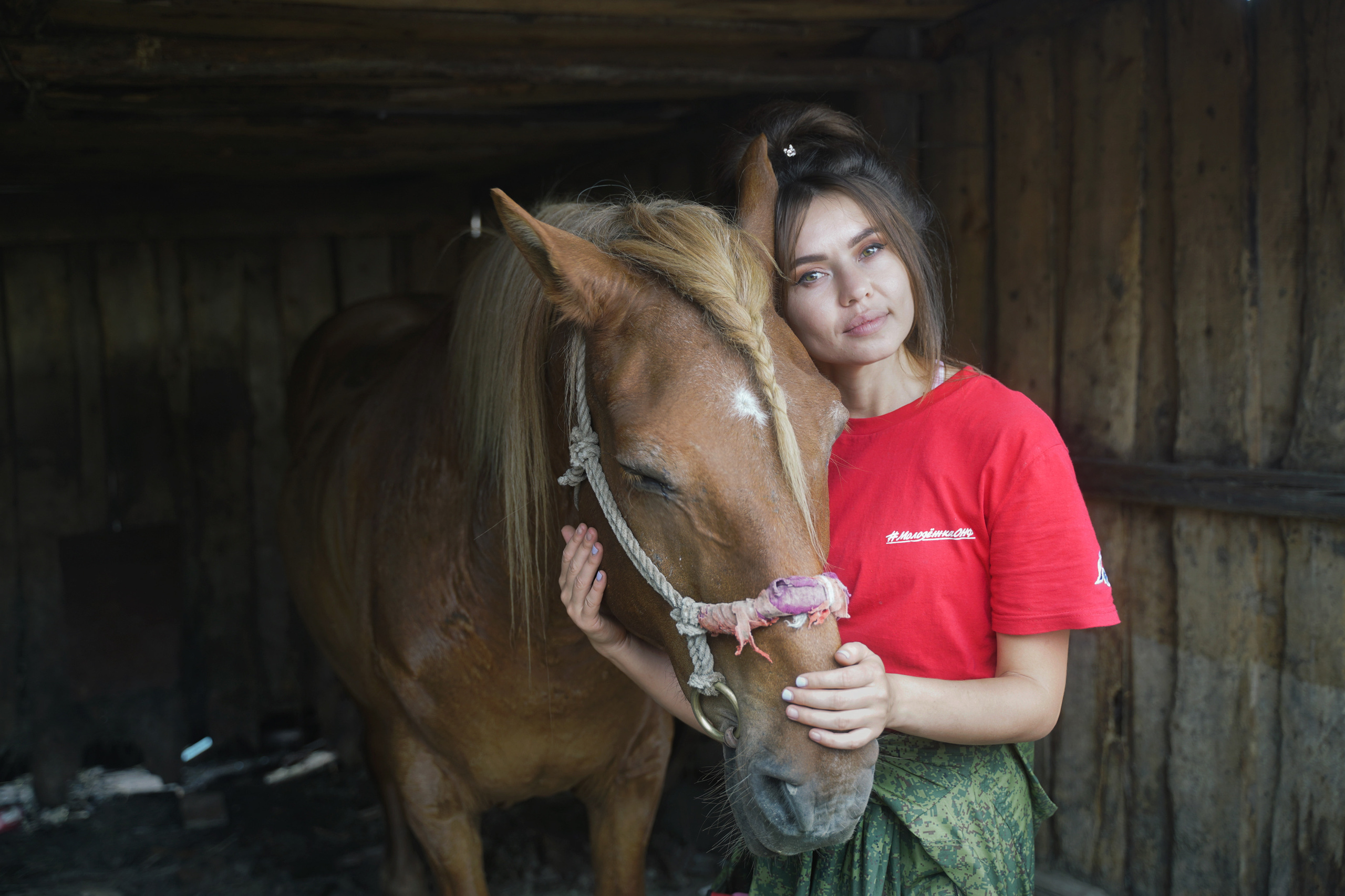 Добровольческий отряд после наводнения в селе Ундино-Поселье, 2021. Андрей Фадеев фото видео Тбилиси