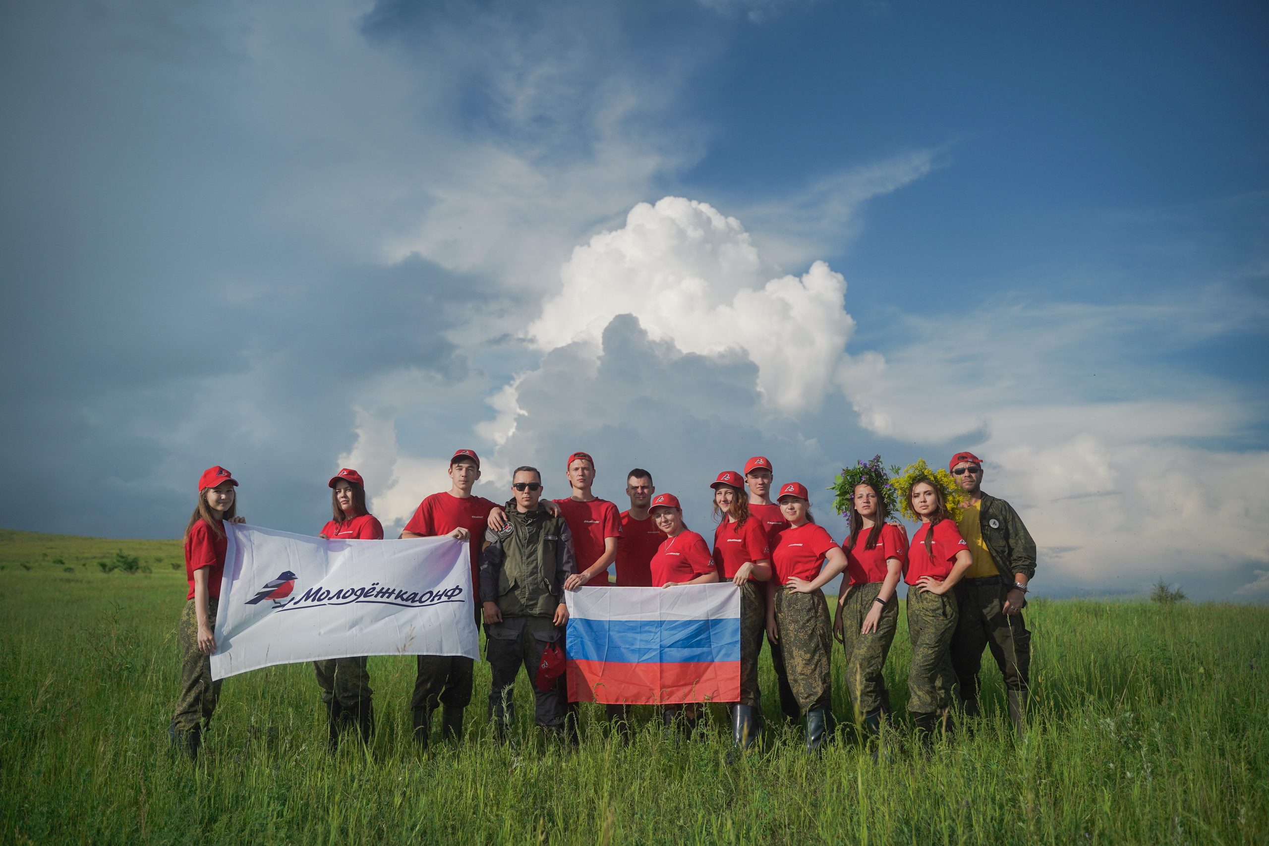 Добровольческий отряд после наводнения в селе Ундино-Поселье, 2021. Андрей Фадеев фото видео Тбилиси