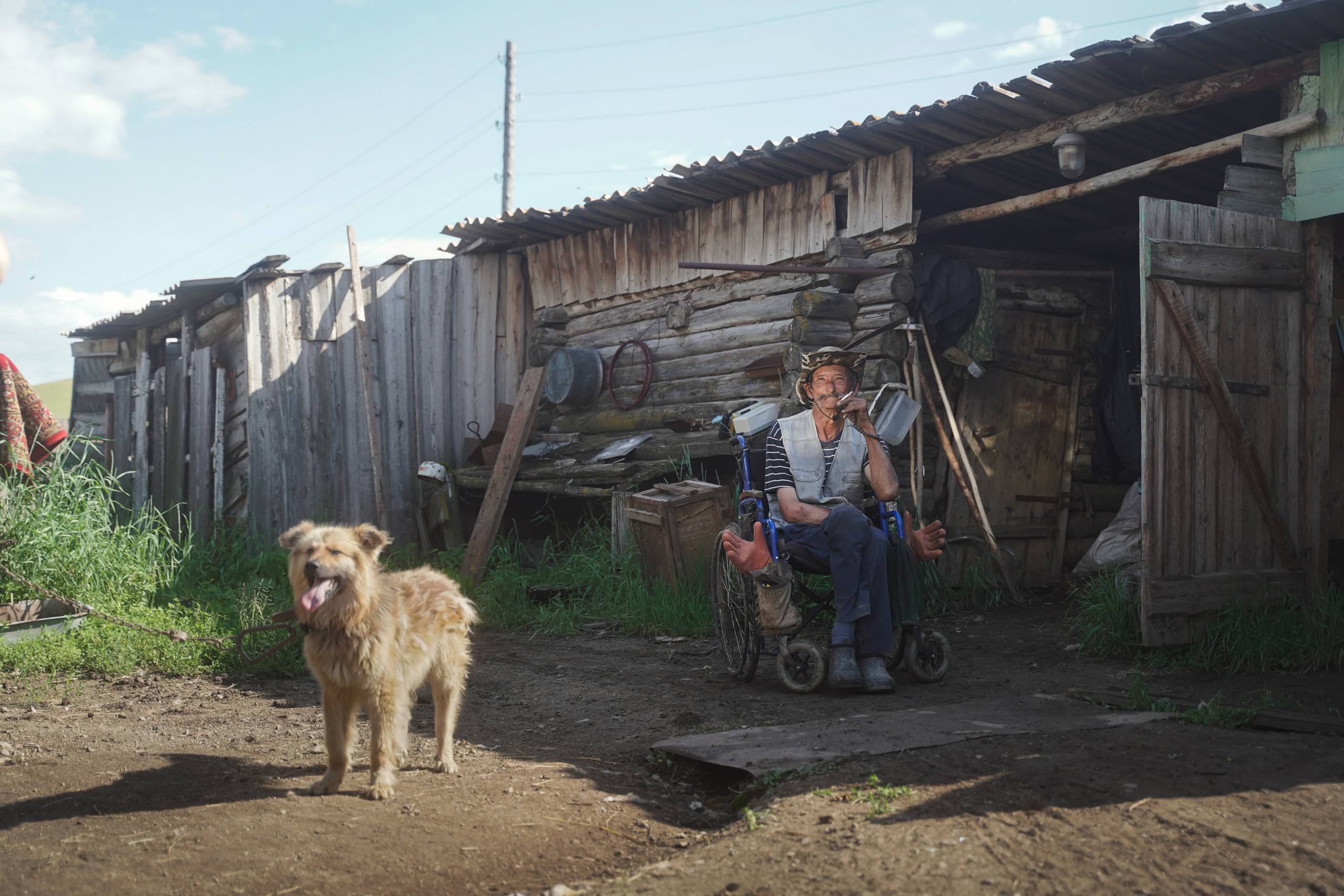 Добровольческий отряд после наводнения в селе Ундино-Поселье, 2021. Андрей Фадеев фото видео Тбилиси