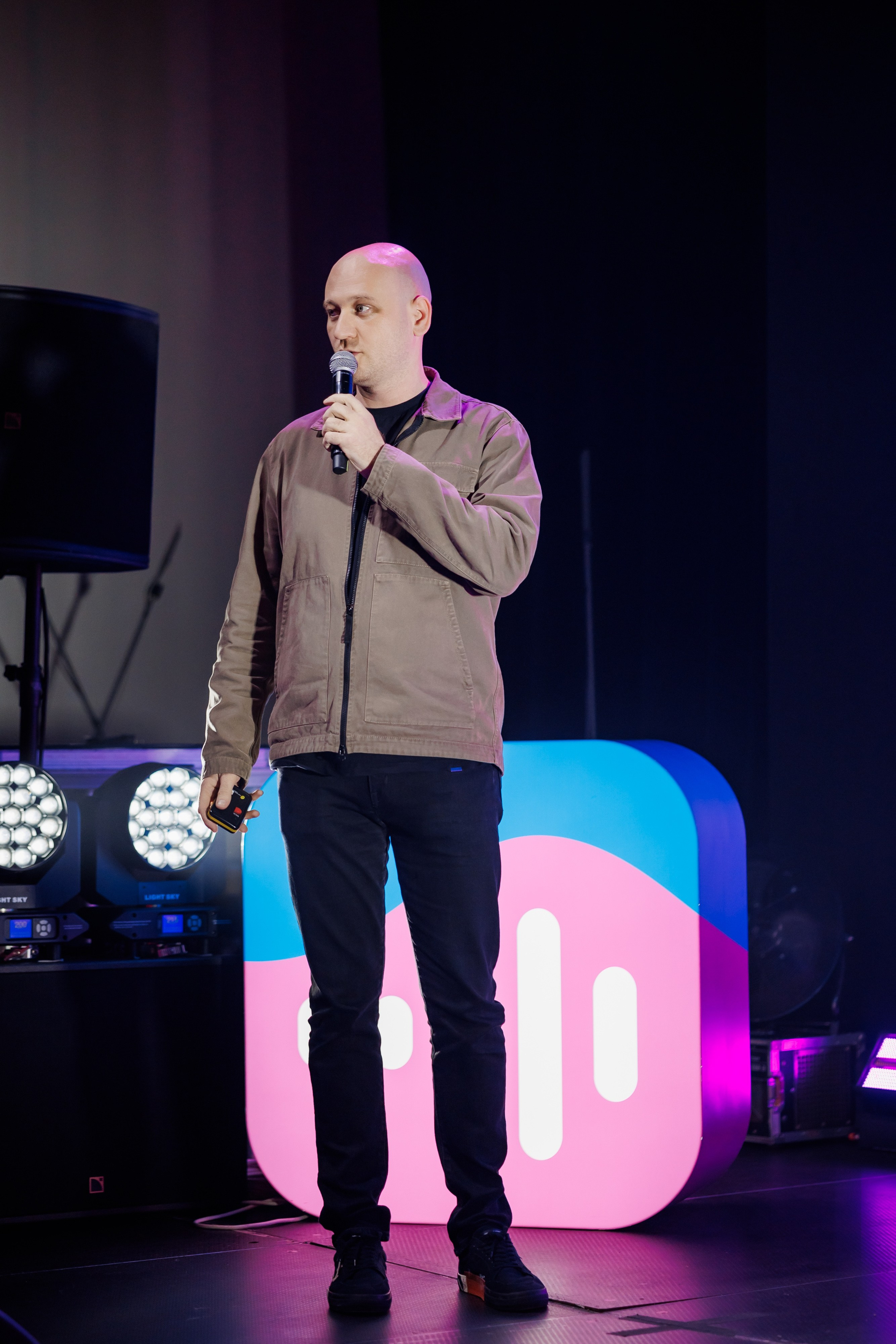 VK МУЗЫКА. Фотограф в Москве Алексей Виноградов