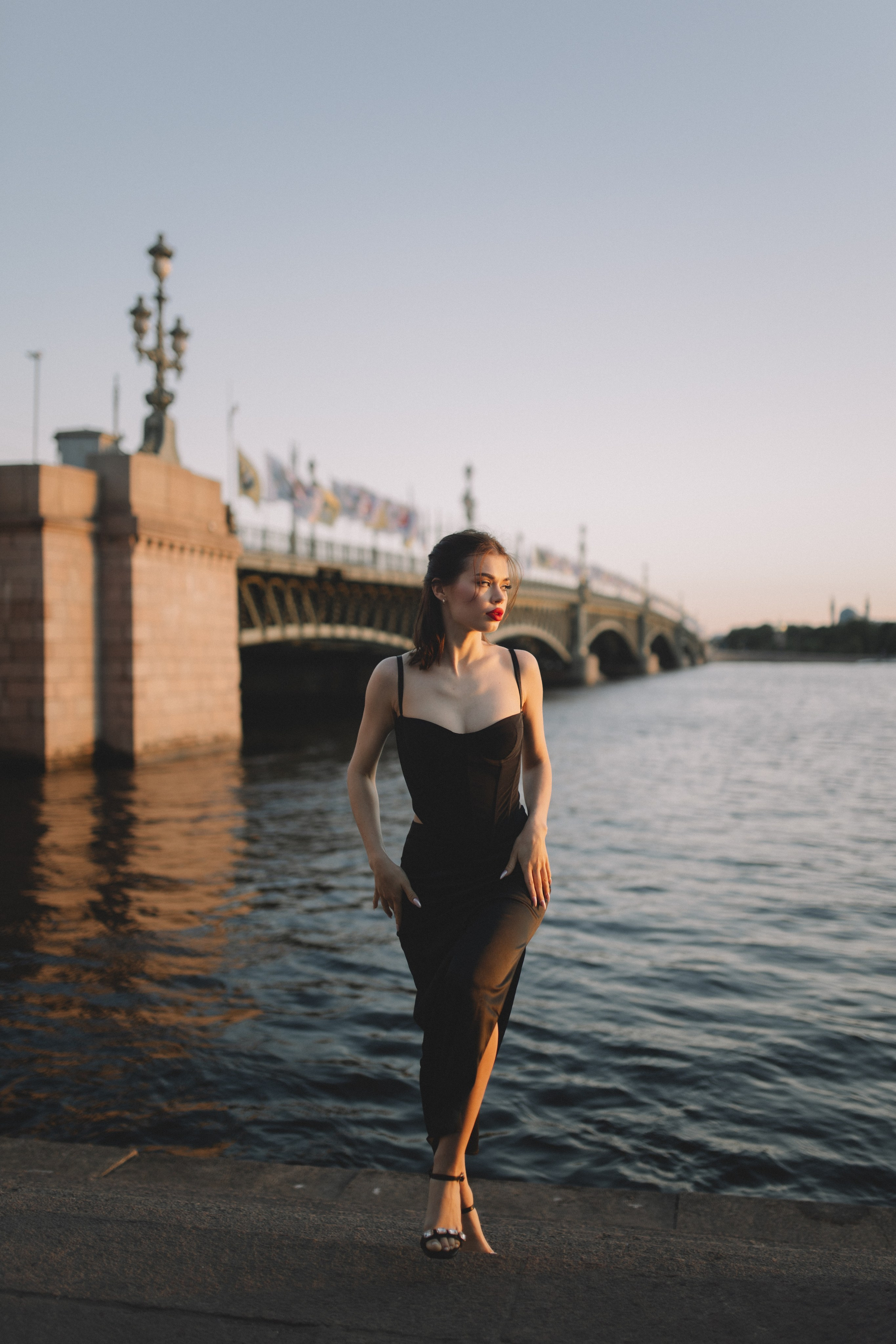 Рассвет в городе мостов. Фотограф и видеограф в Мурманске, Москве Екатерина Нечаева