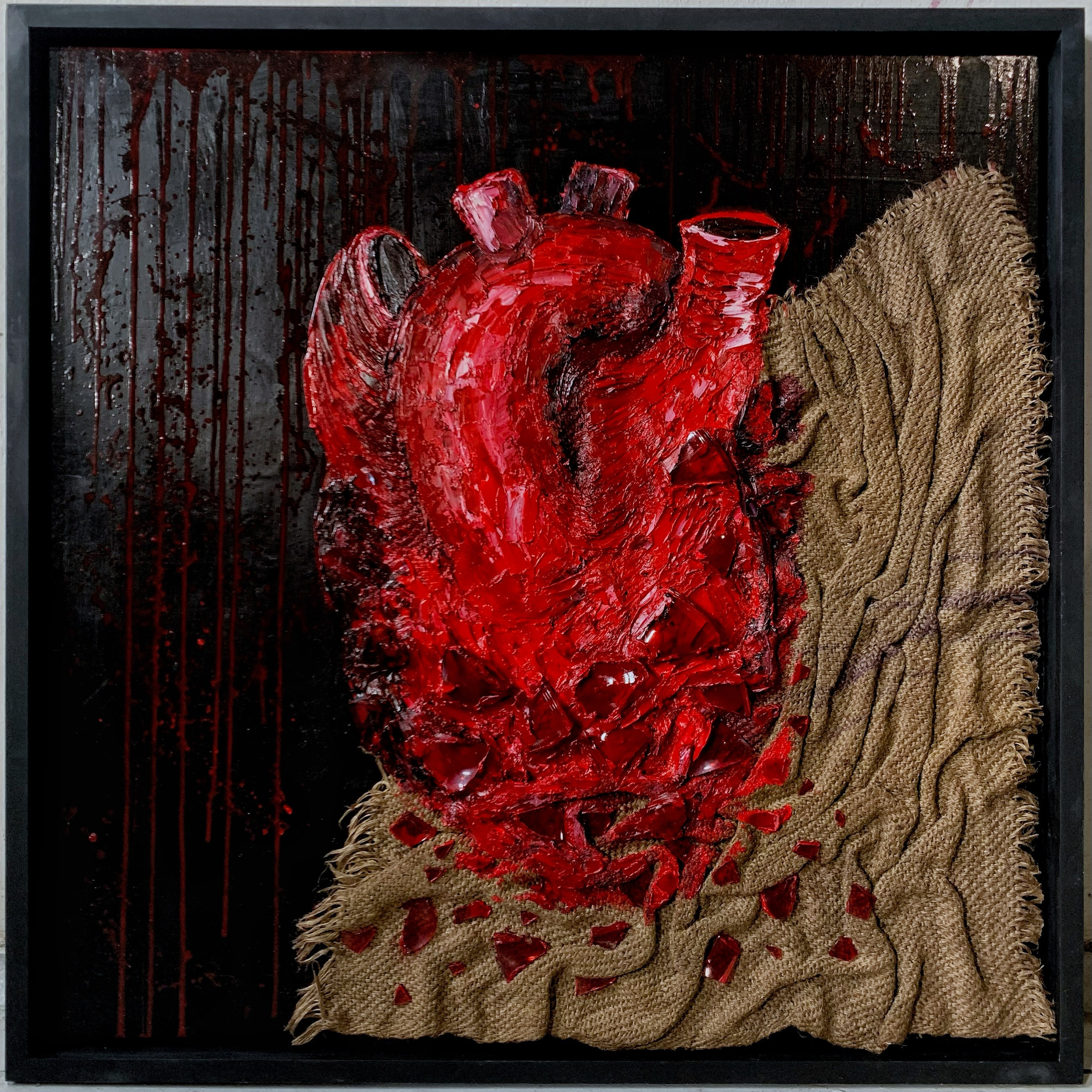 Хрусталь. Масло, мешковина, стекло, фанера в раме. 81х81 см. 2021 г. 110 000 руб