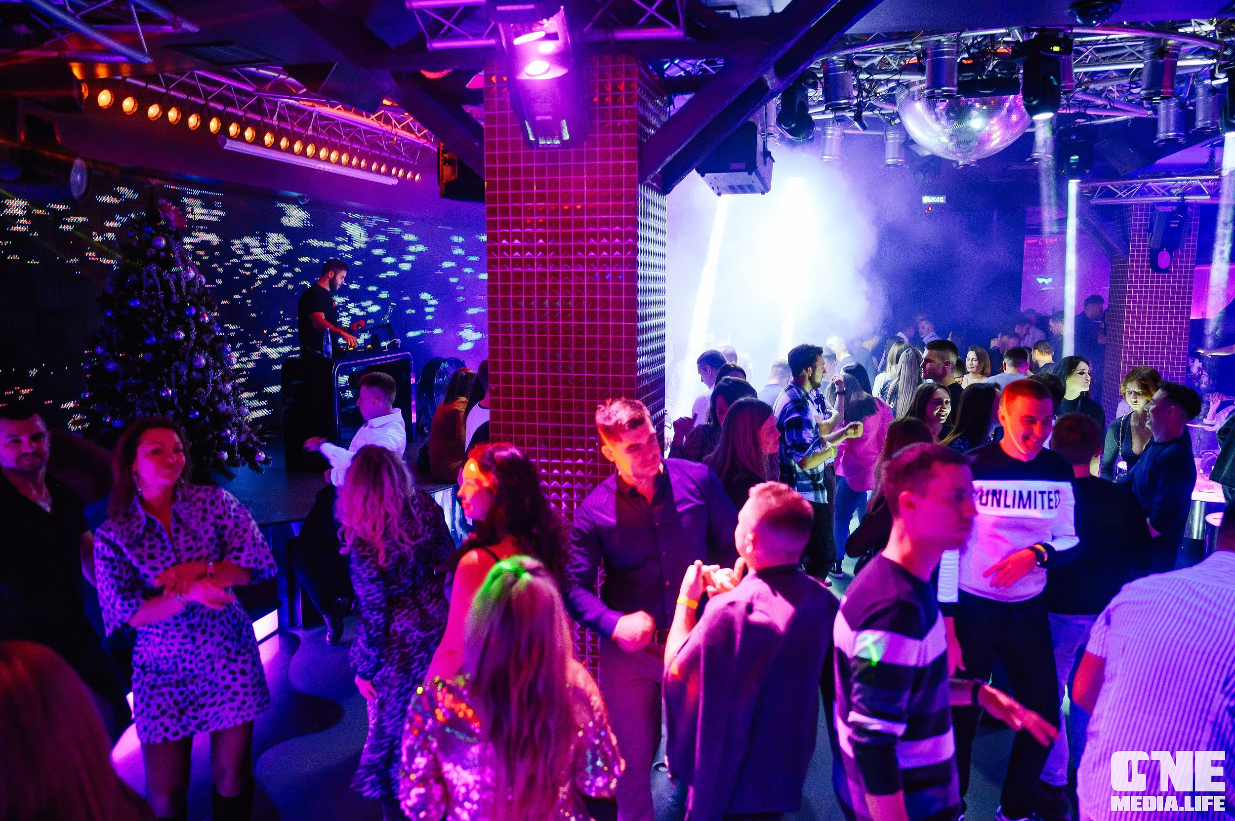 Фоторепортаж из РК Планета. One Media Life: фоторепортажи, фотоотчеты с мероприятий и заведений