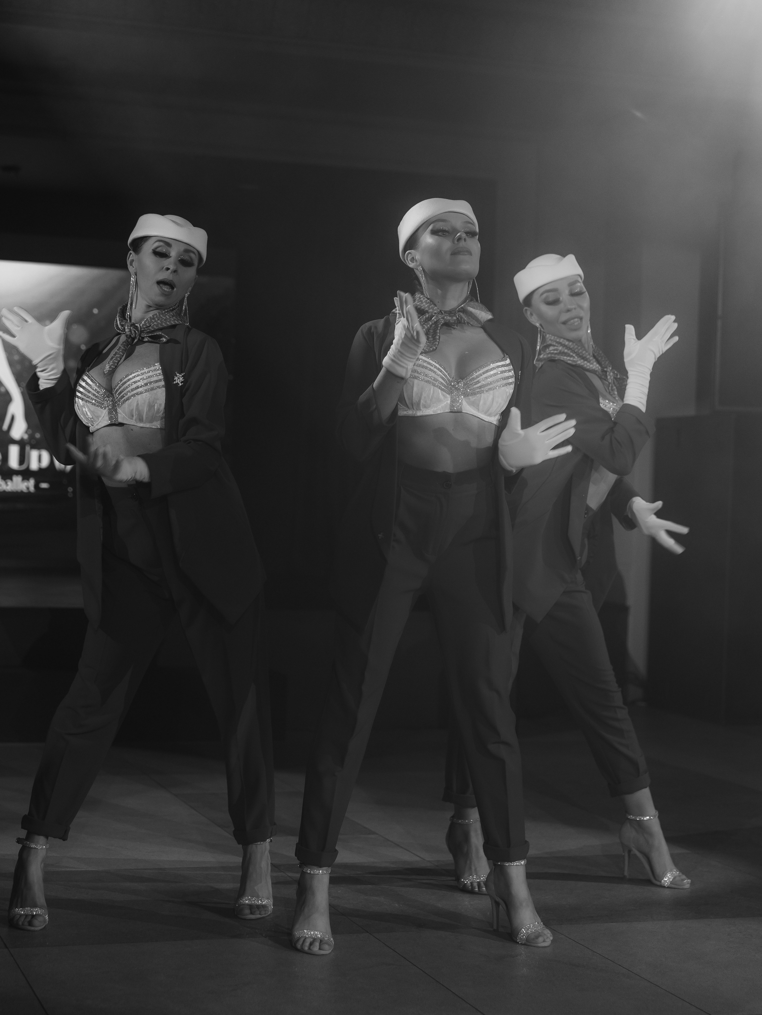 На борту Двацатилетия Малахит. СВАДЕБНЫЙ ФОТОГРАФ ЧЕЛЯБИНСК