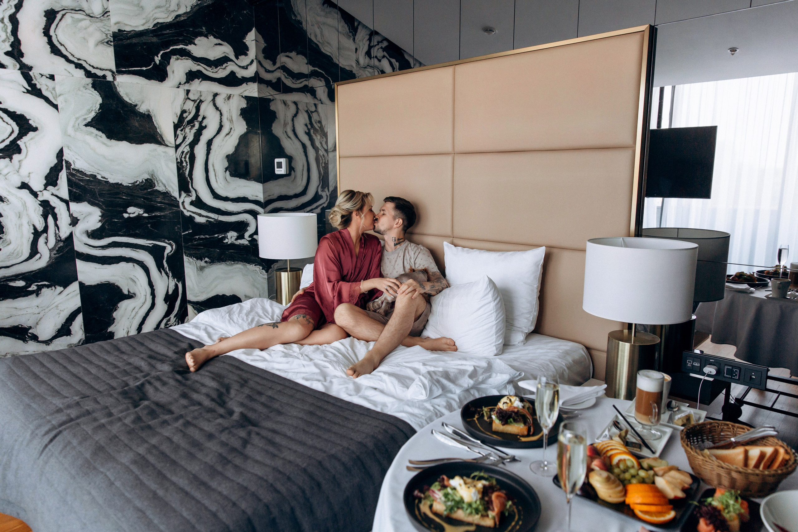 Неоновая свадьба. Свадебный фотограф в Санкт-Петербурге Вика Стукачева