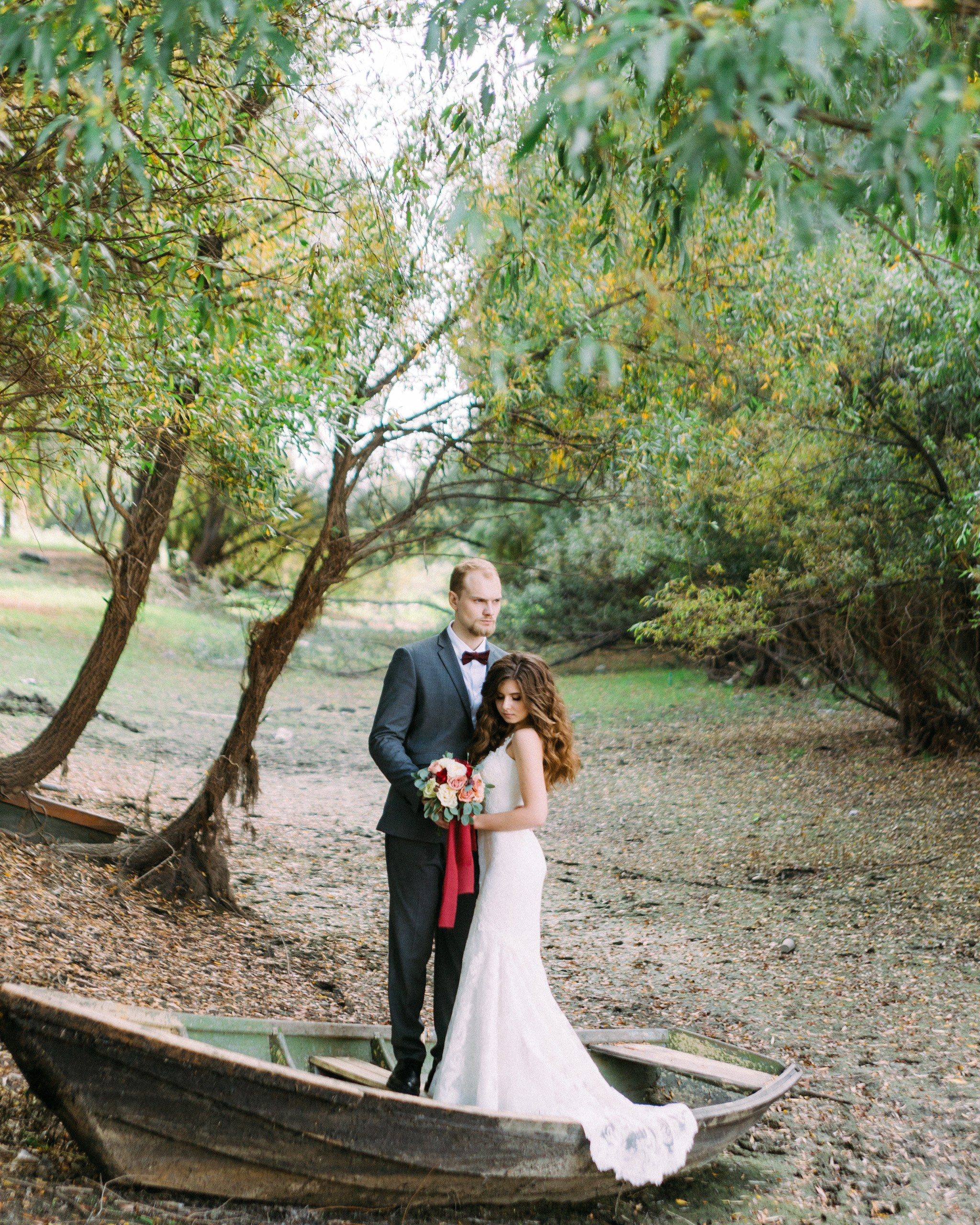 Солнце, яблоки и лодка. Фотограф Серафим Крюков