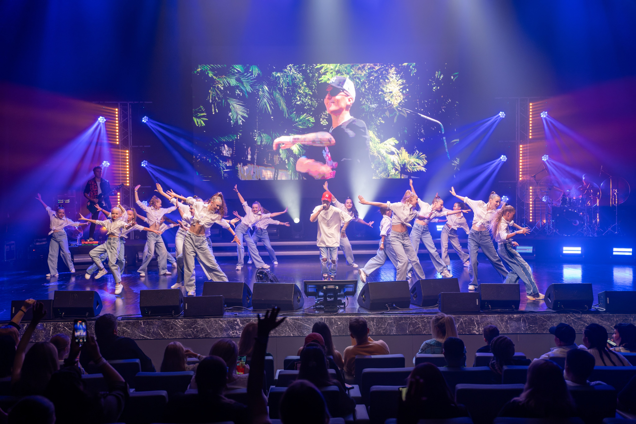 Chris Yank концерт 9 октября 2025. «Студия DRONAVT`s» — видеосъёмка и фотография г. Москва