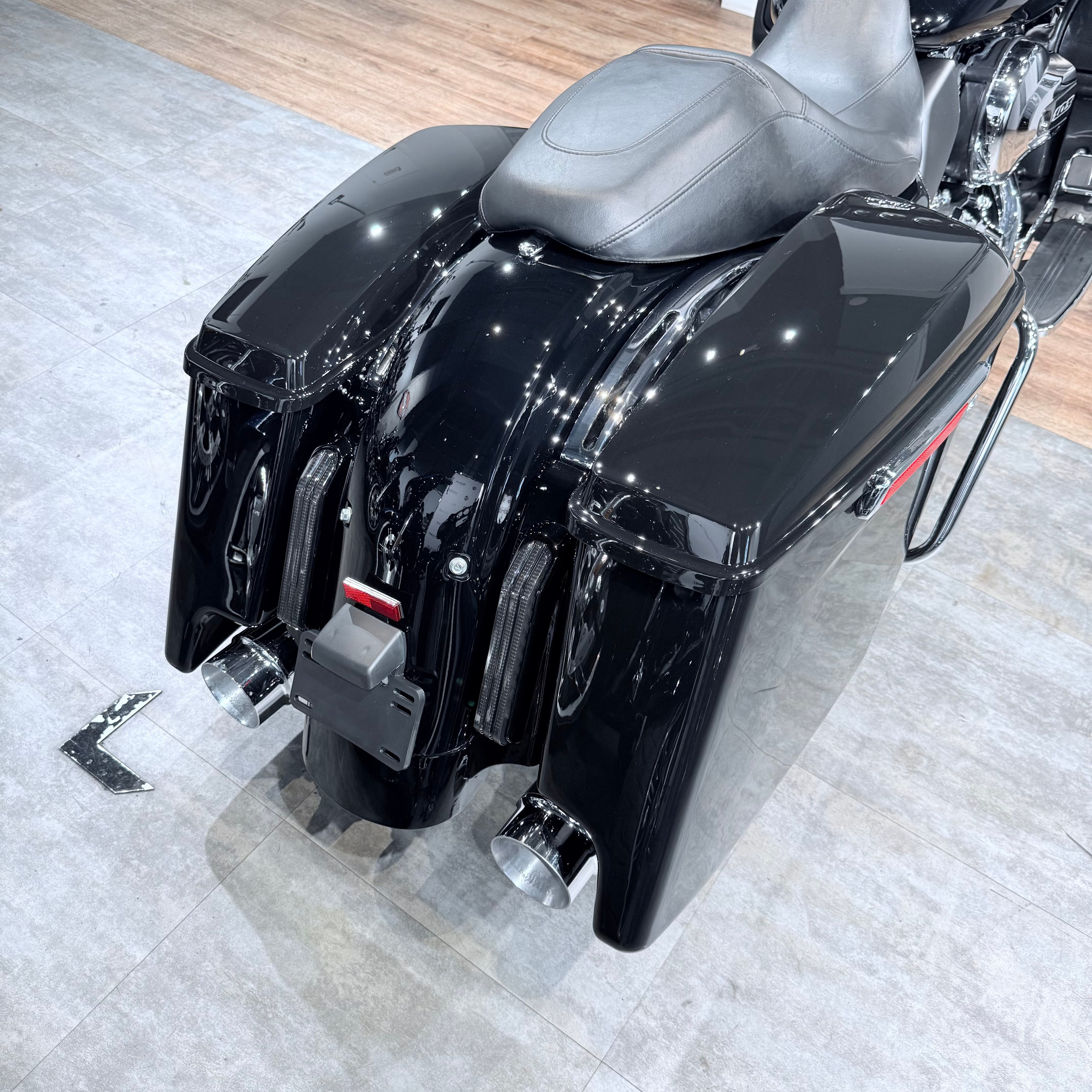 2014 Street Glide Sресiаl 103 ABS Vivid Blасk. Hello Davidson, Москва. Только хорошие мотоциклы…
