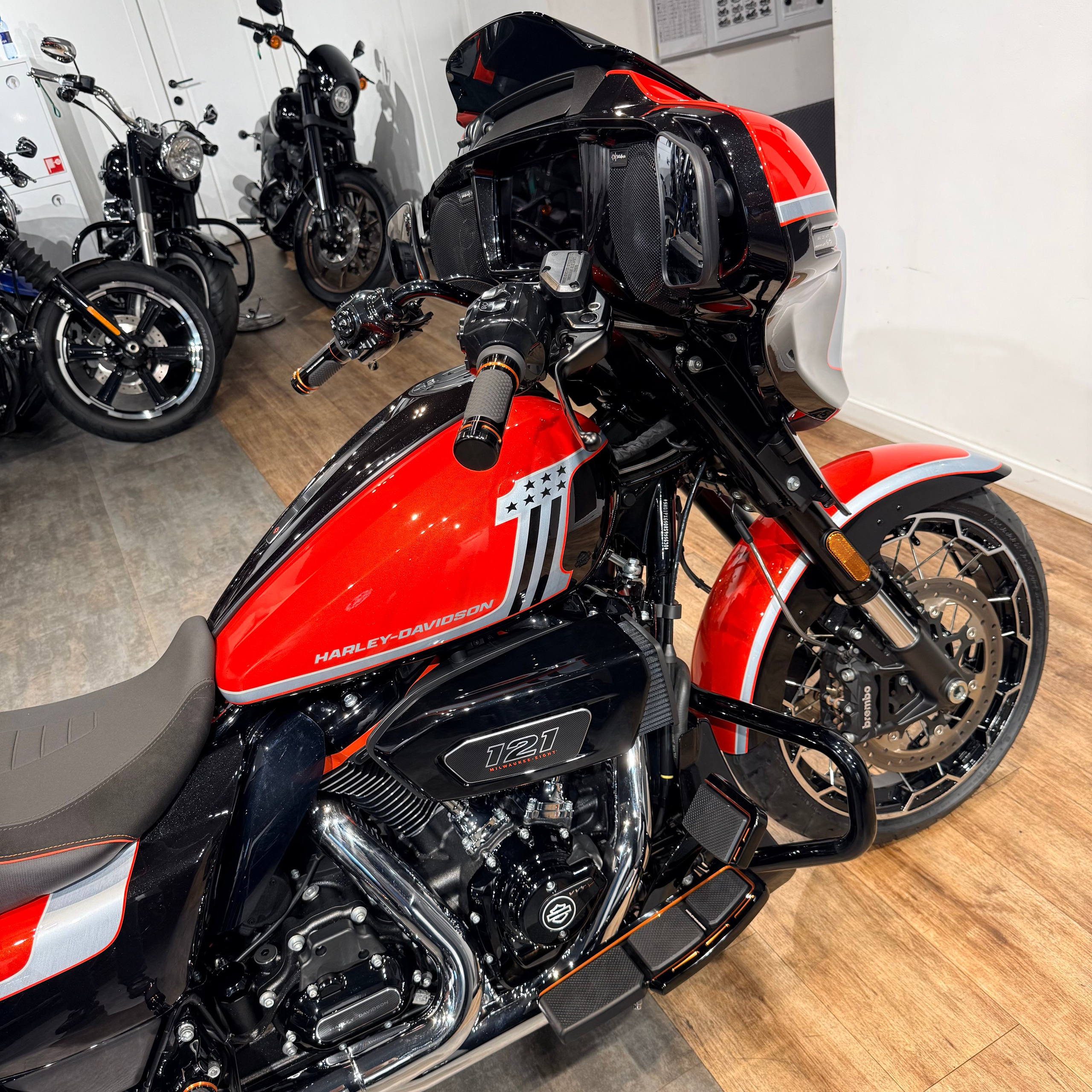 2024 NEW CVO Strееt Glidе 25 Аnniversary. Hello Davidson, Москва. Только хорошие мотоциклы…