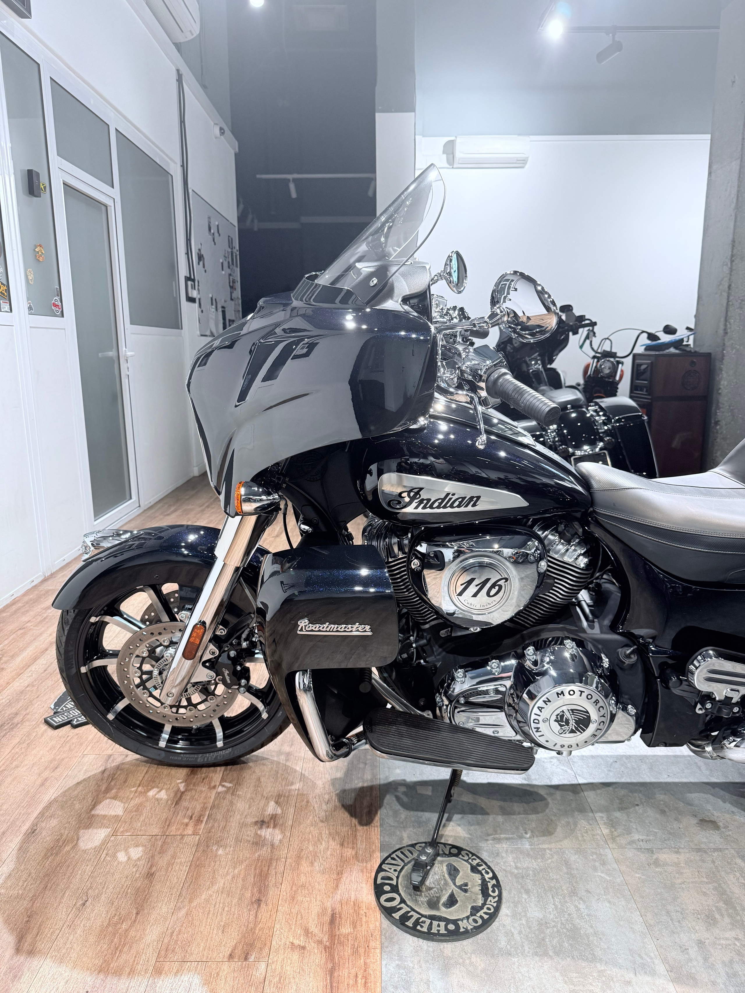 2023 NЕW INDIAN Rоаdmаstеr Limited 116 Blаck Azure Crystal. Hello Davidson, Москва. Только хорошие мотоциклы…