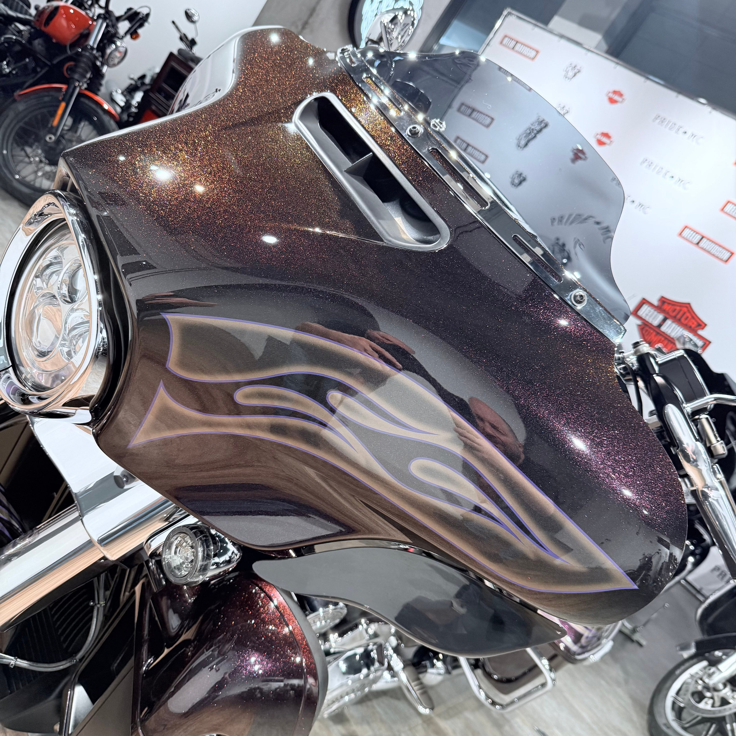 2017 Strееt Glide 107 АBS Наrd Сandy Mysteriоus Рurрlе Flakes. Hello Davidson, Москва. Только хорошие мотоциклы…